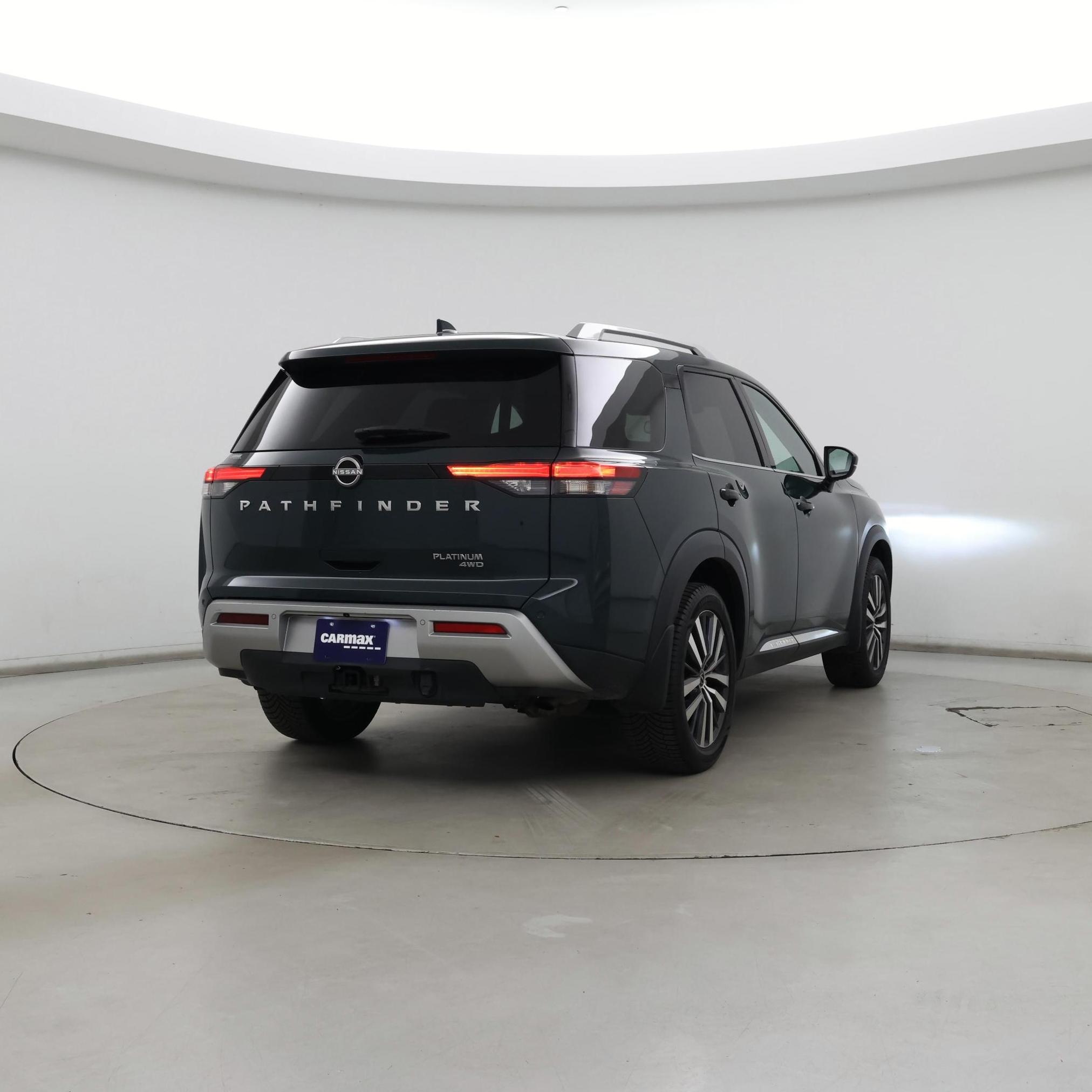 Thumbnail: 2022 Nissan Pathfinder - 8