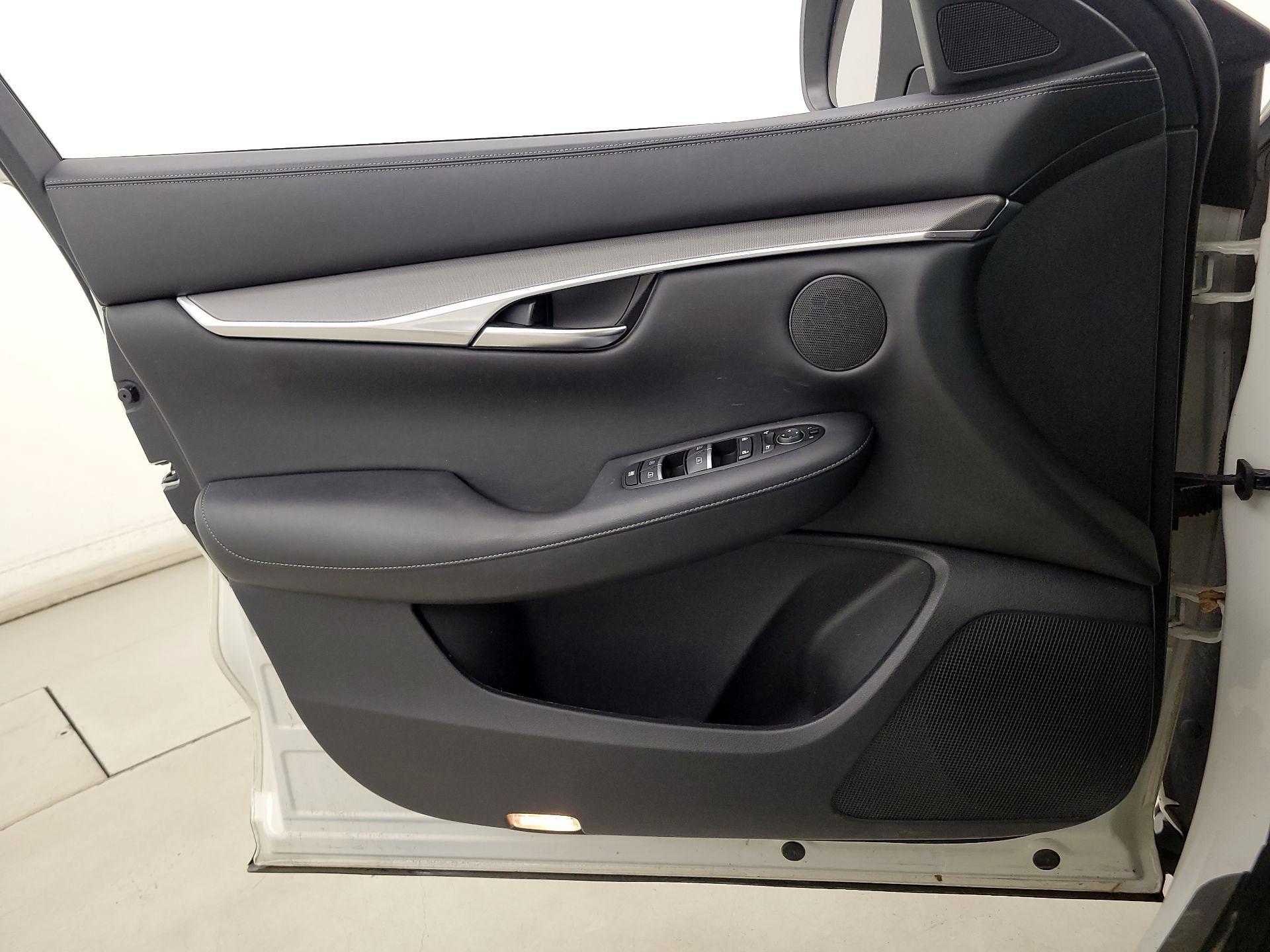 Thumbnail: 2022 INFINITI QX50 - 12