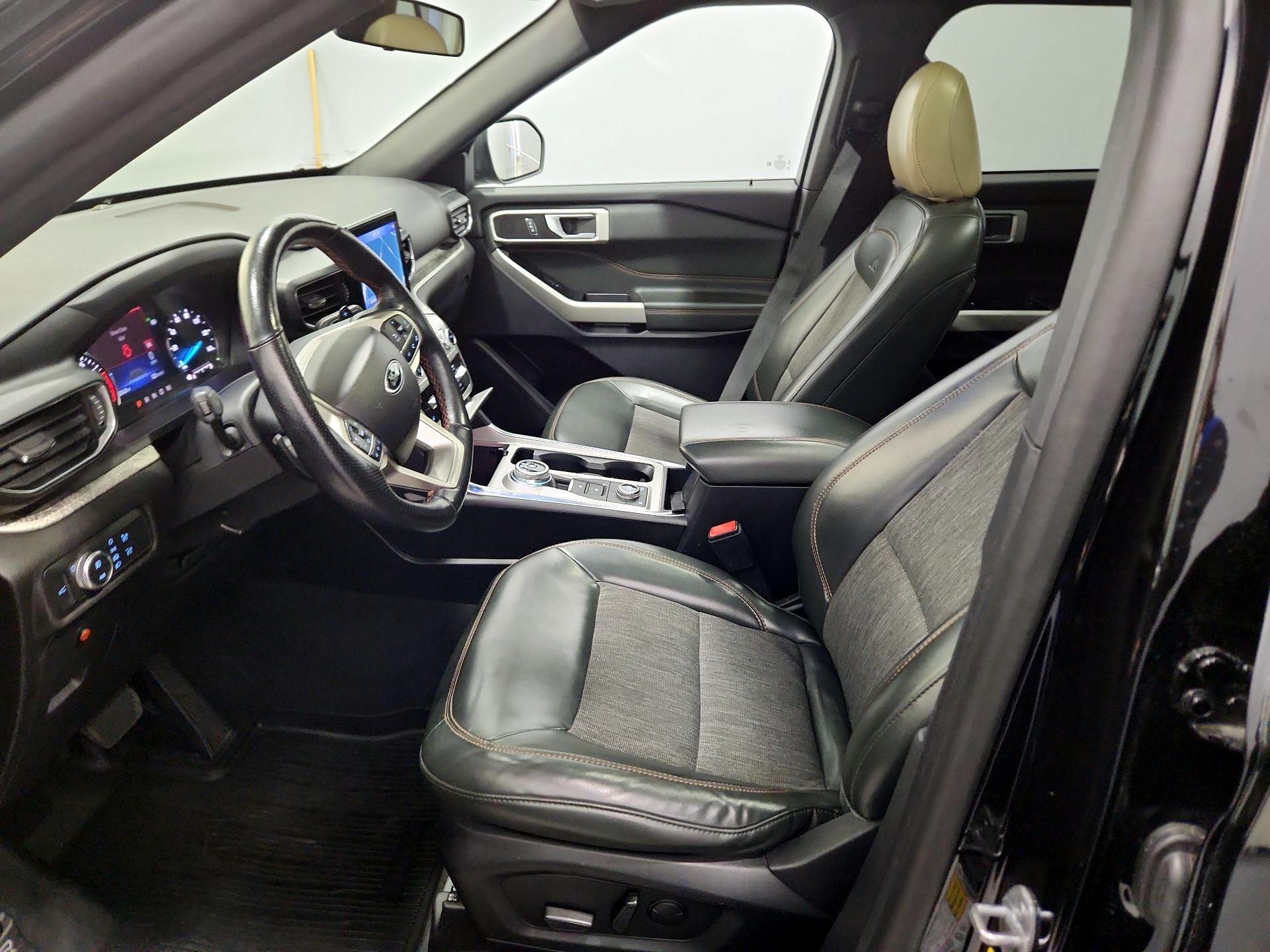 Thumbnail: 2022 Ford Explorer - 11