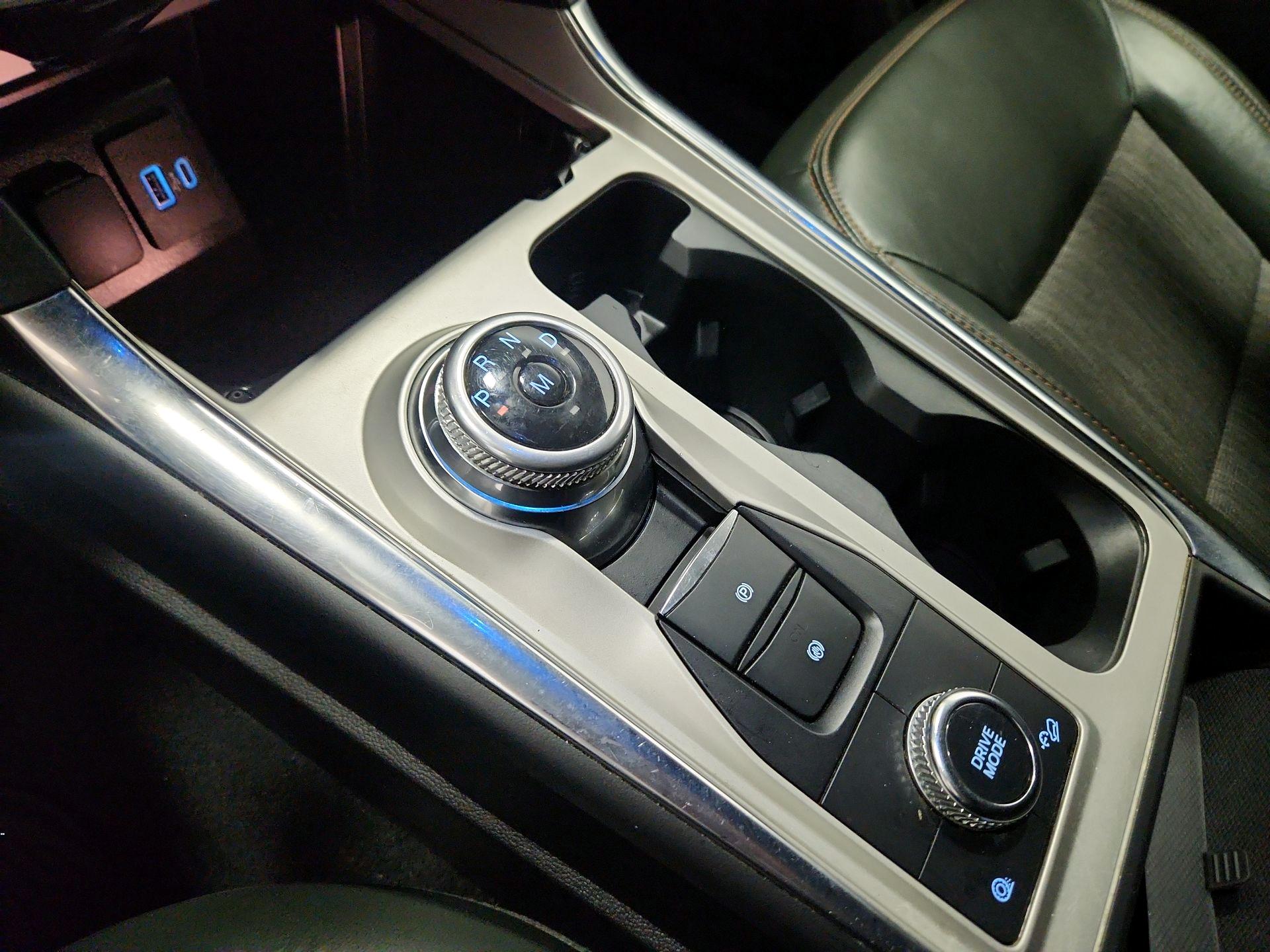 Thumbnail: 2022 Ford Explorer - 18