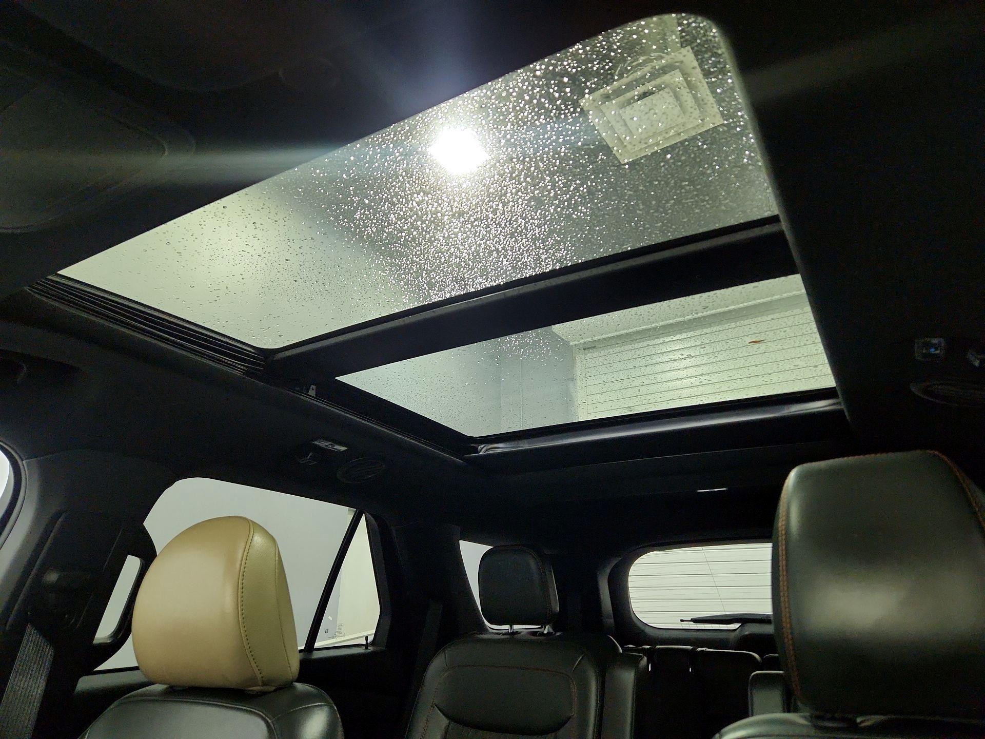 Thumbnail: 2022 Ford Explorer - 20