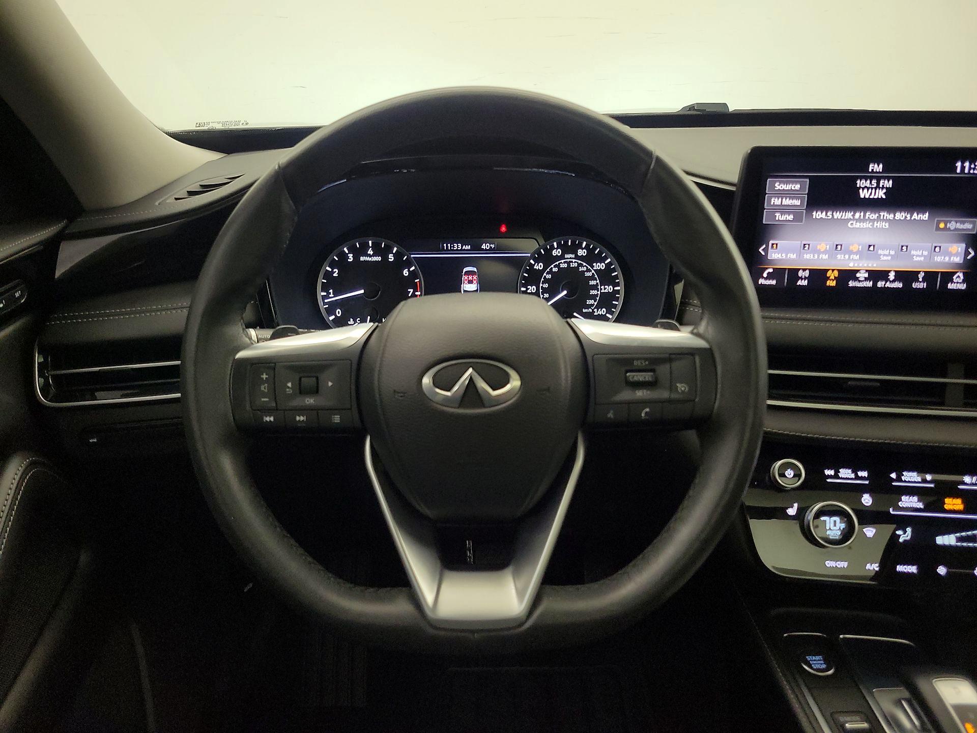 Thumbnail: 2023 INFINITI QX60 - 10