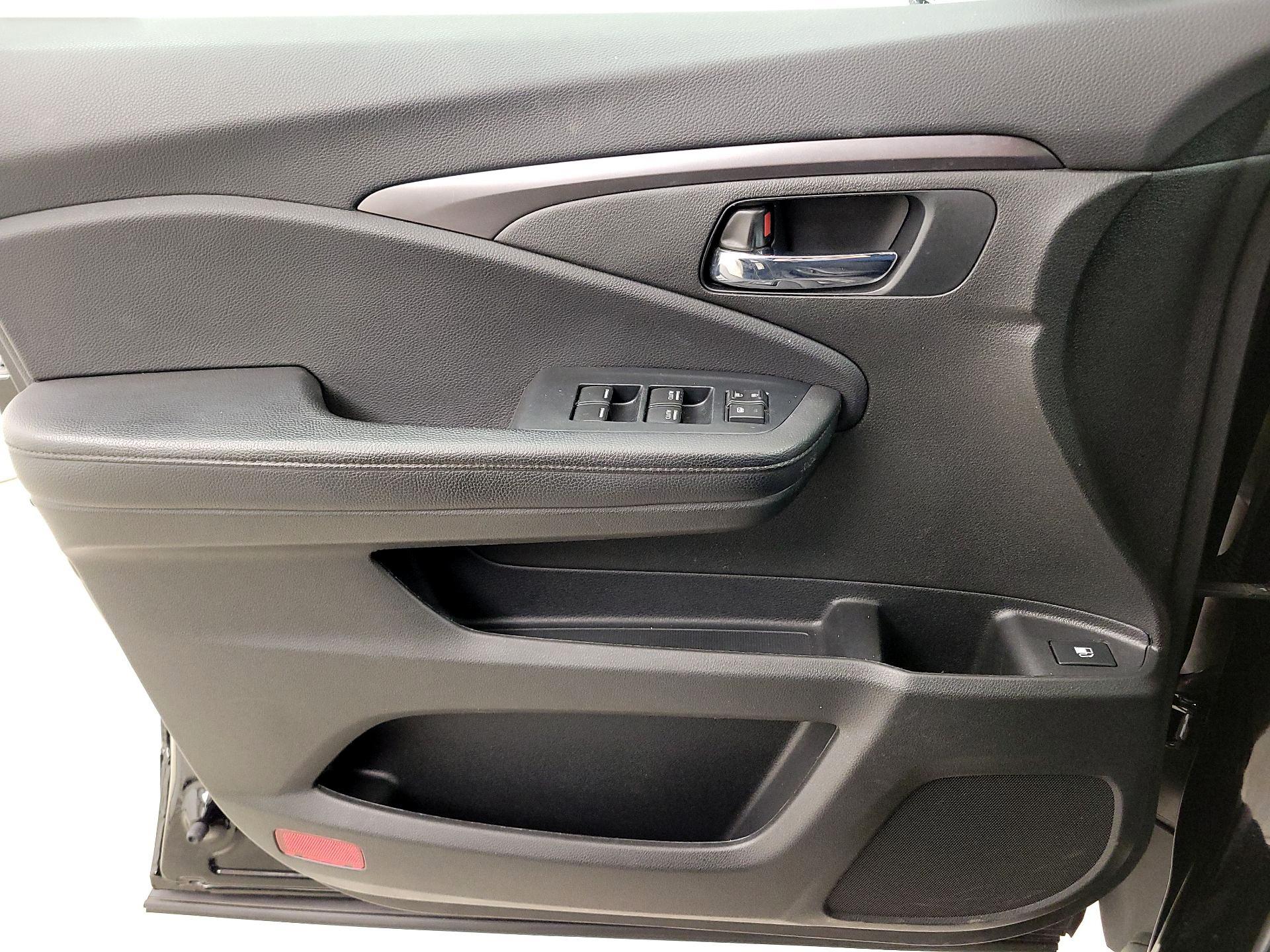 Thumbnail: 2022 Honda Pilot - 12