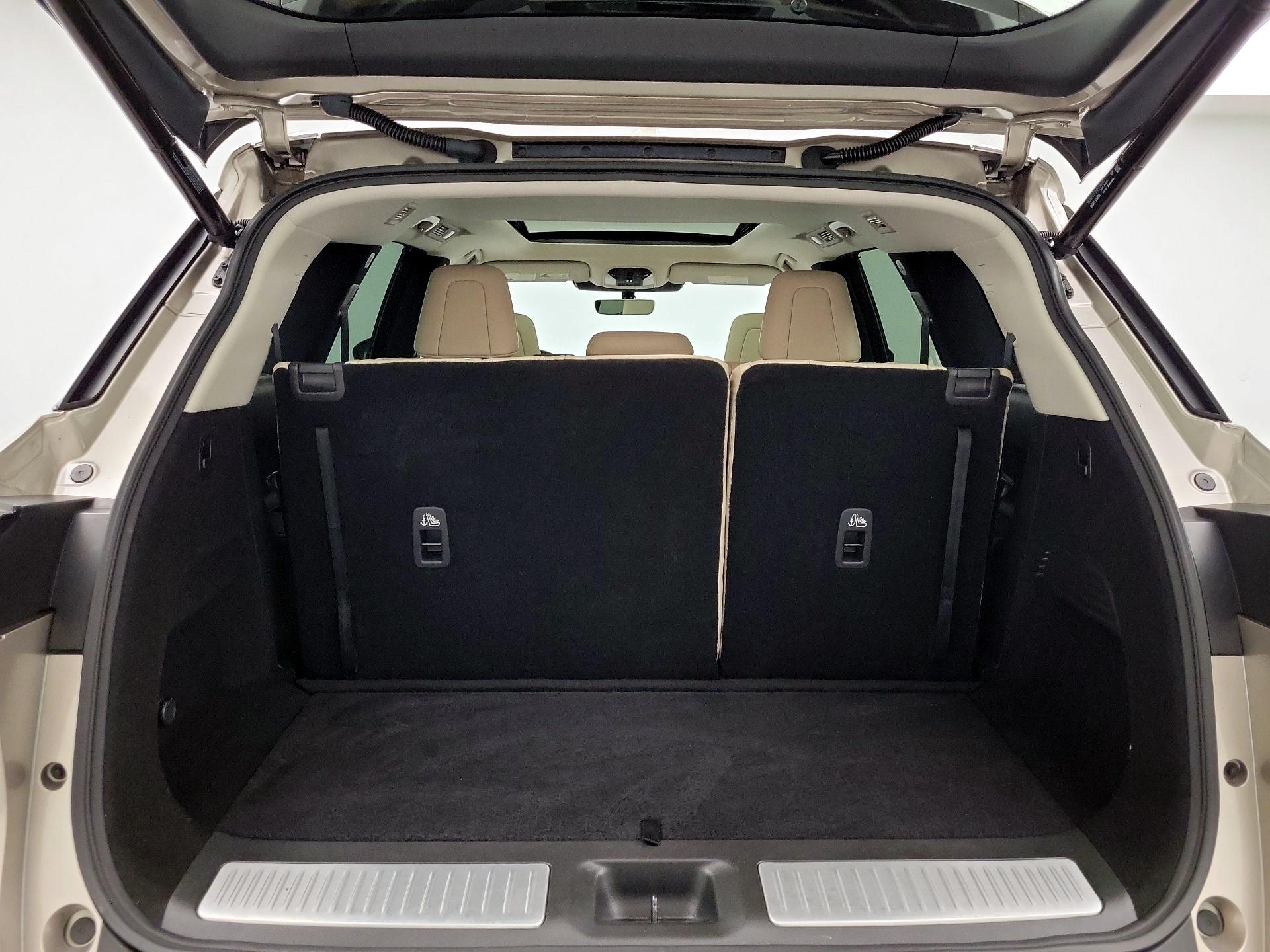 Thumbnail: 2023 INFINITI QX60 - 20