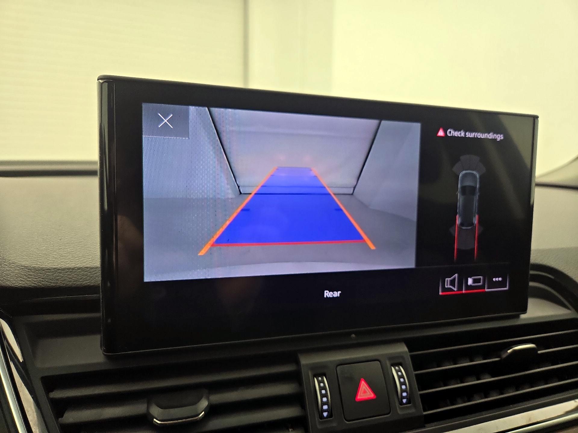 Thumbnail: 2021 Audi Q5 - 14