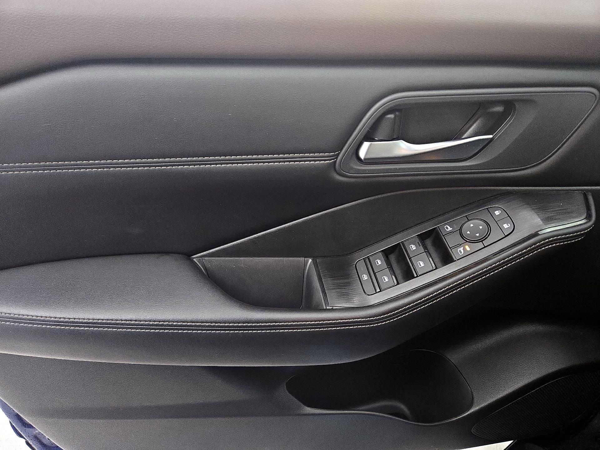 Thumbnail: 2023 Nissan Rogue - 12