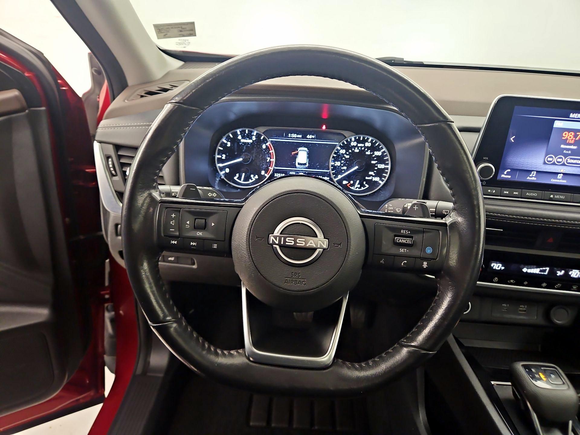 Thumbnail: 2023 Nissan Rogue - 10