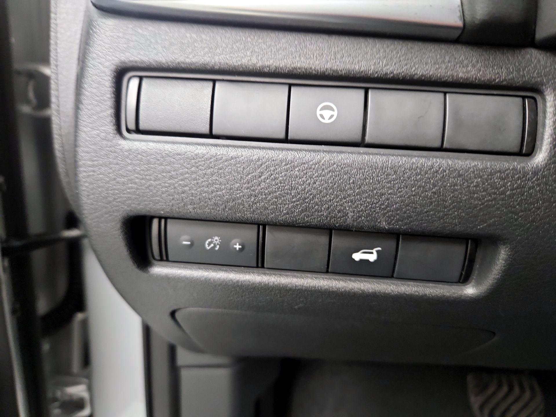 Thumbnail: 2023 Nissan Rogue - 11