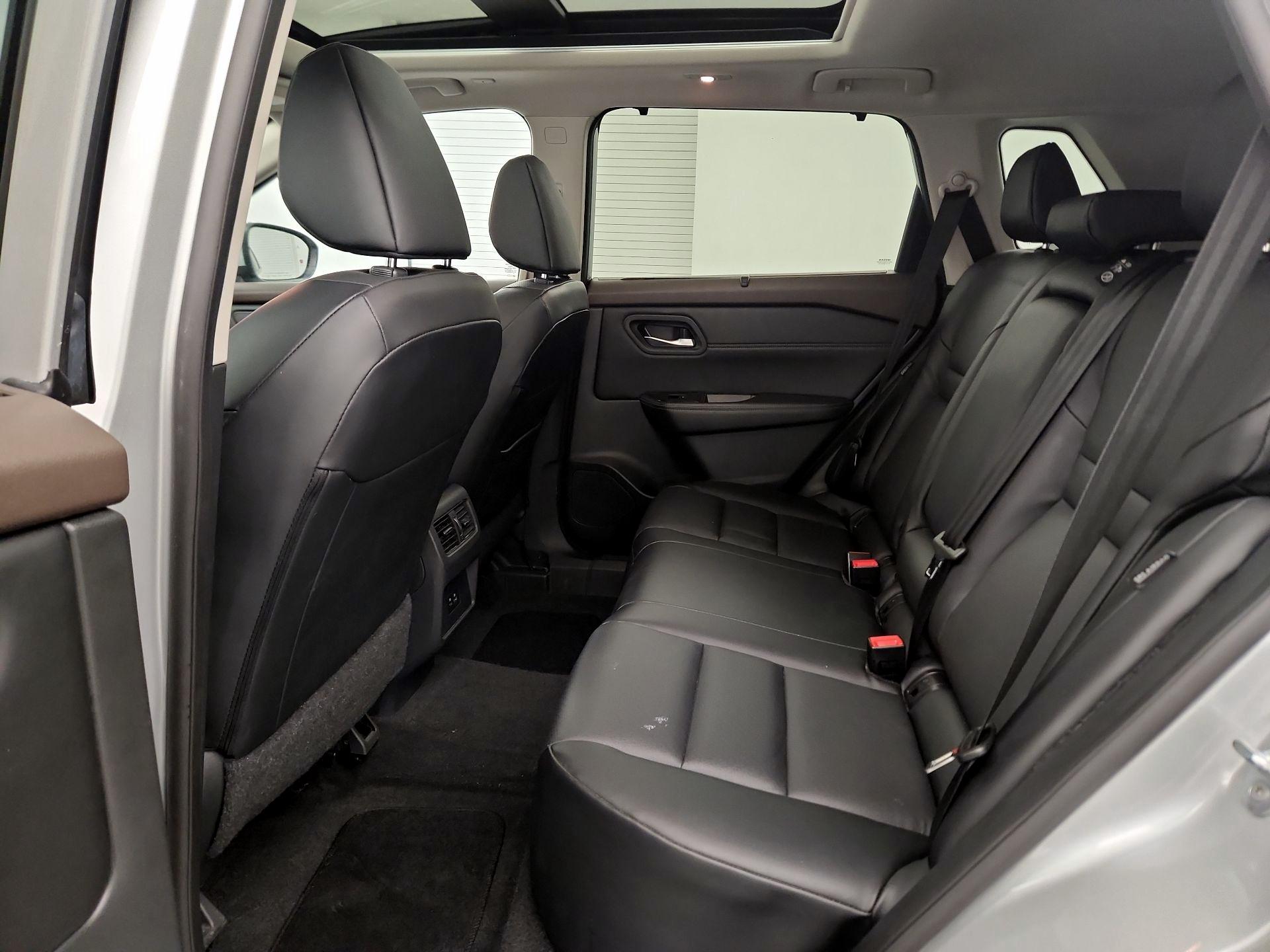 Thumbnail: 2023 Nissan Rogue - 18