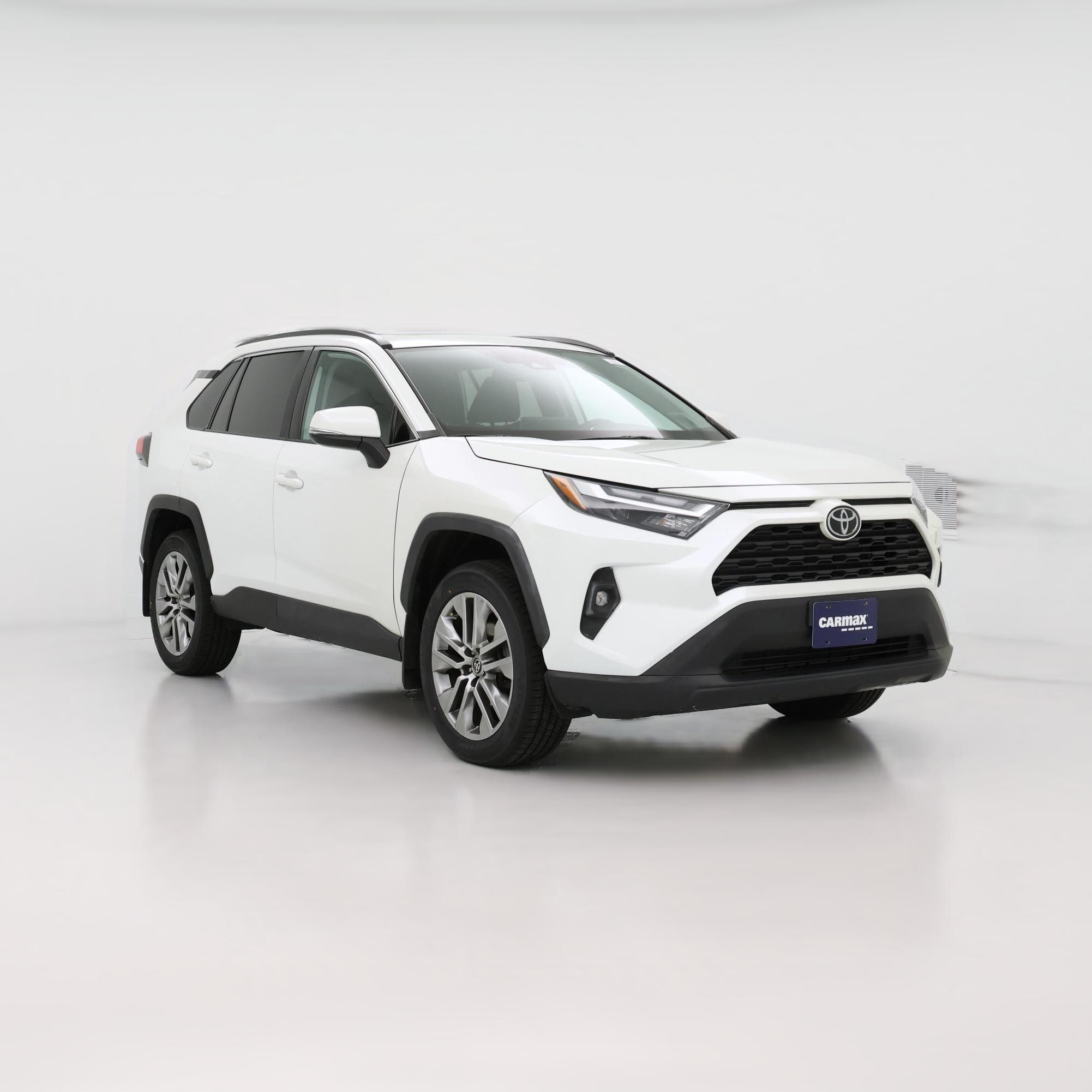Thumbnail: 2022 Toyota RAV4 - 1