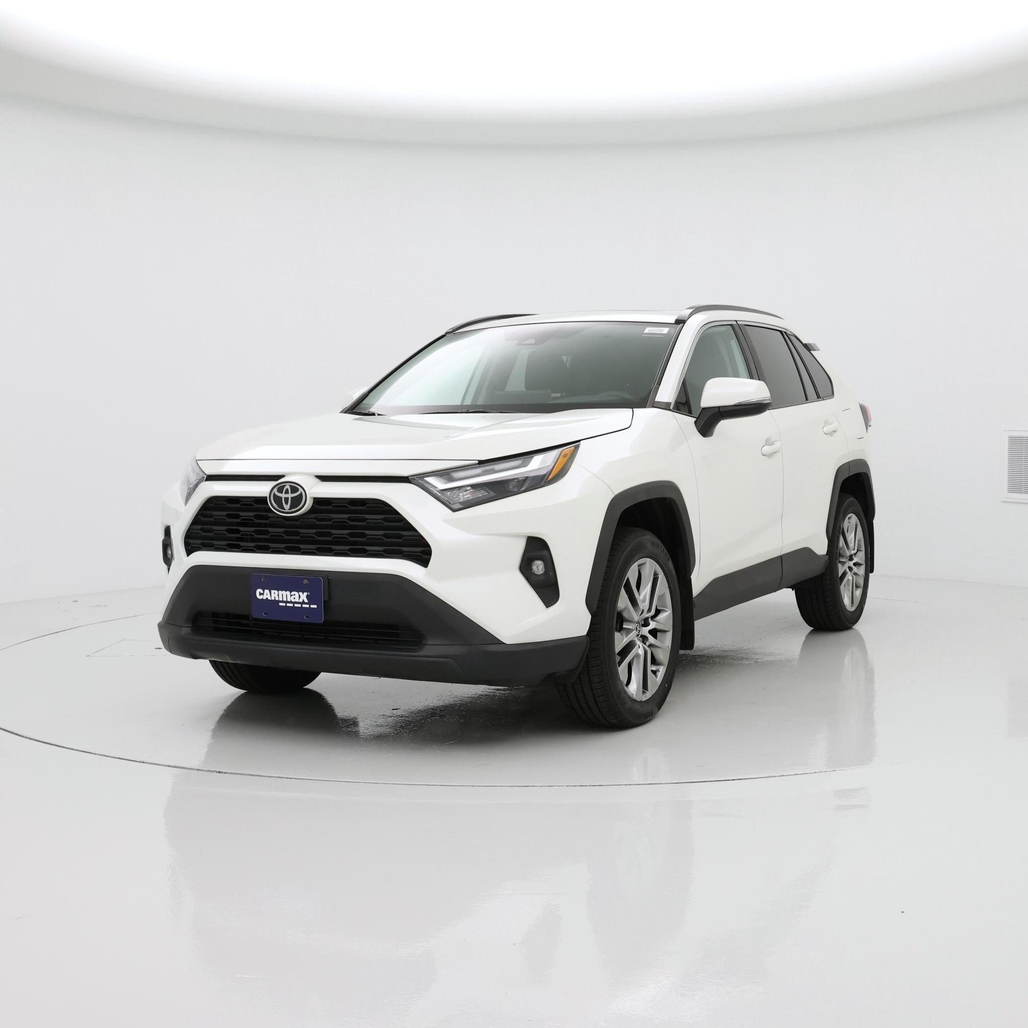 Thumbnail: 2022 Toyota RAV4 - 4