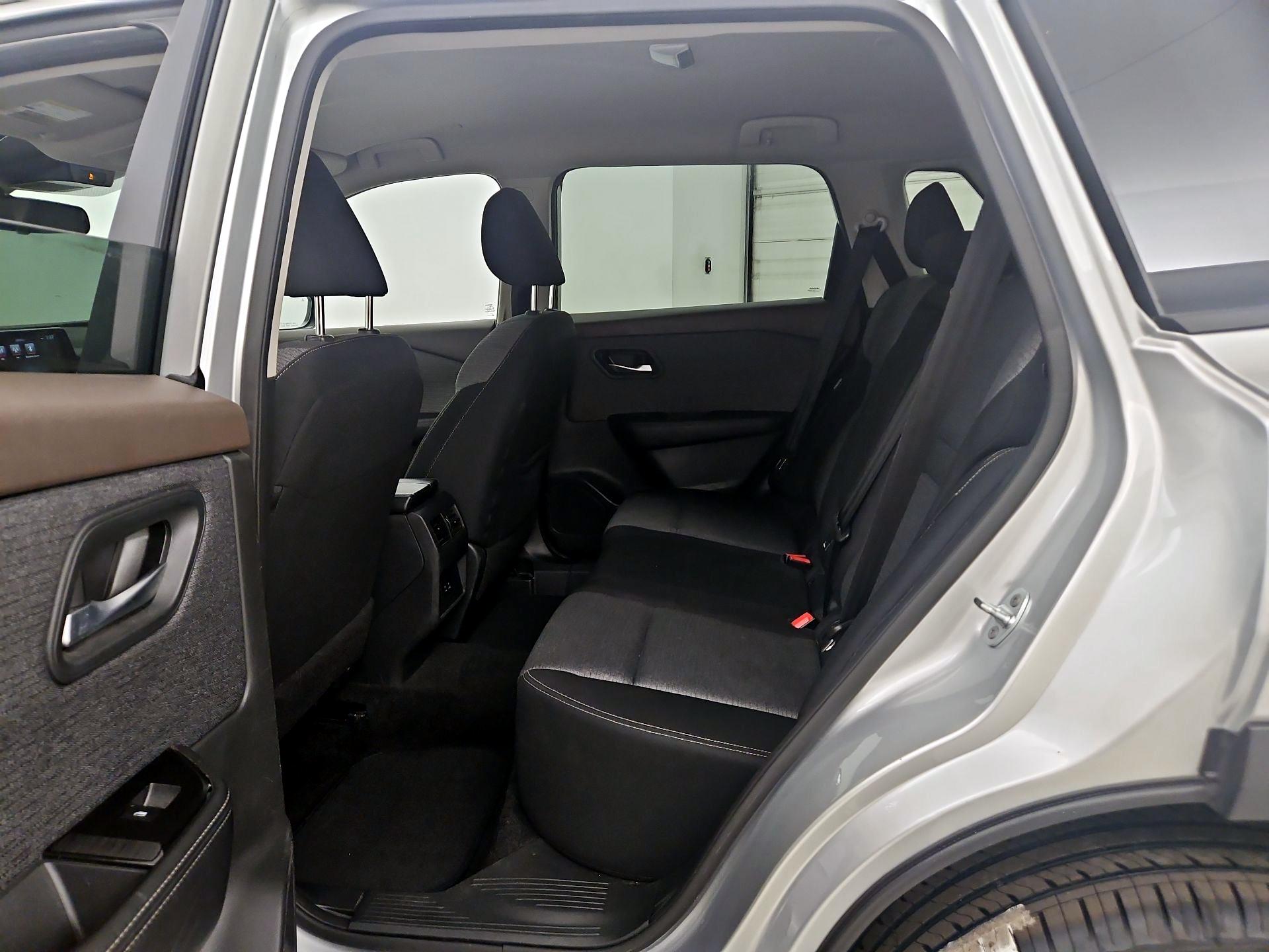 Thumbnail: 2023 Nissan Rogue - 19