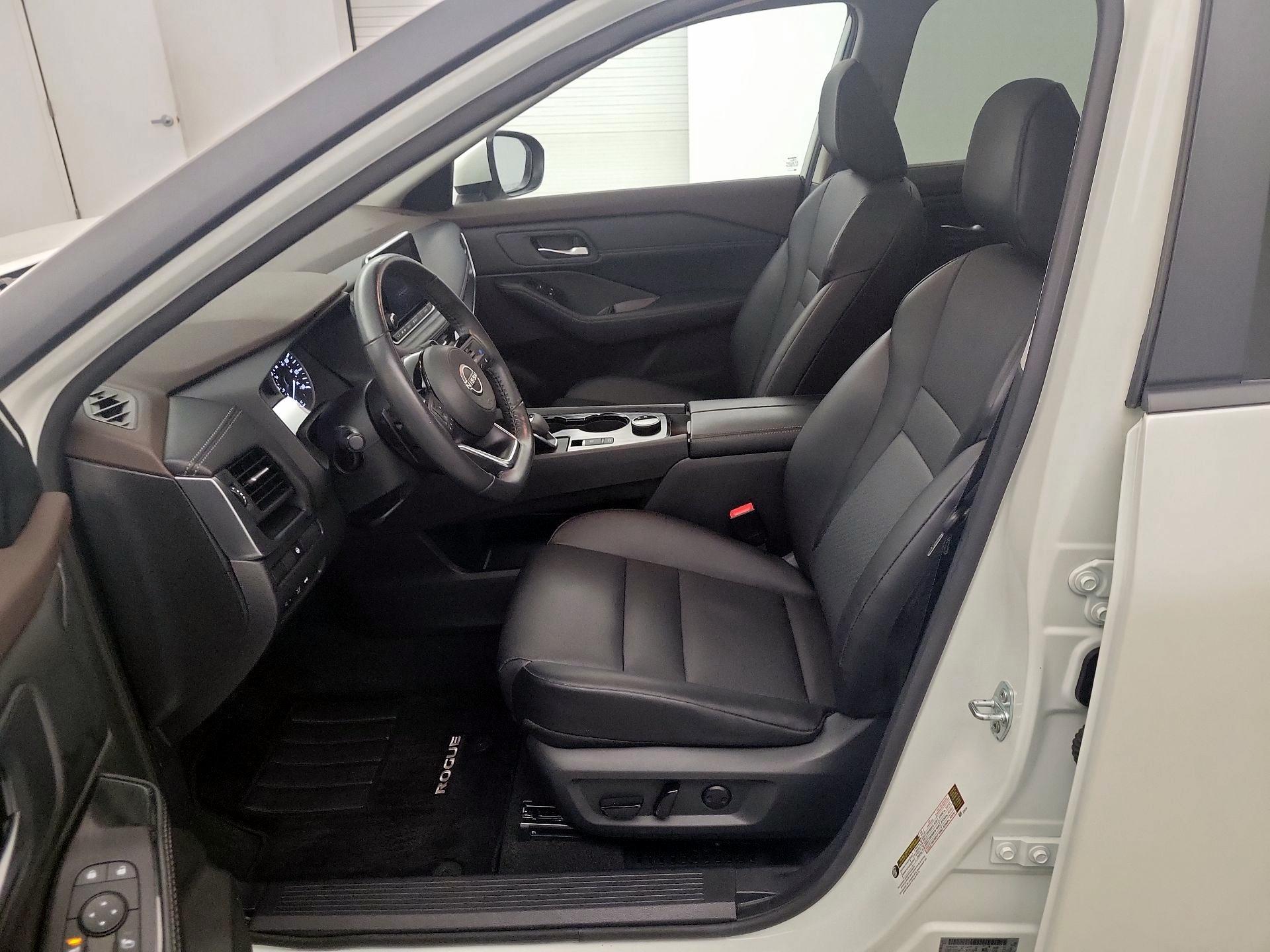 Thumbnail: 2023 Nissan Rogue - 9