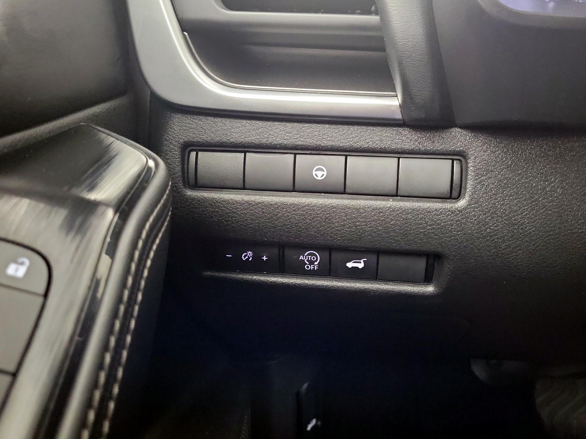 Thumbnail: 2023 Nissan Rogue - 11