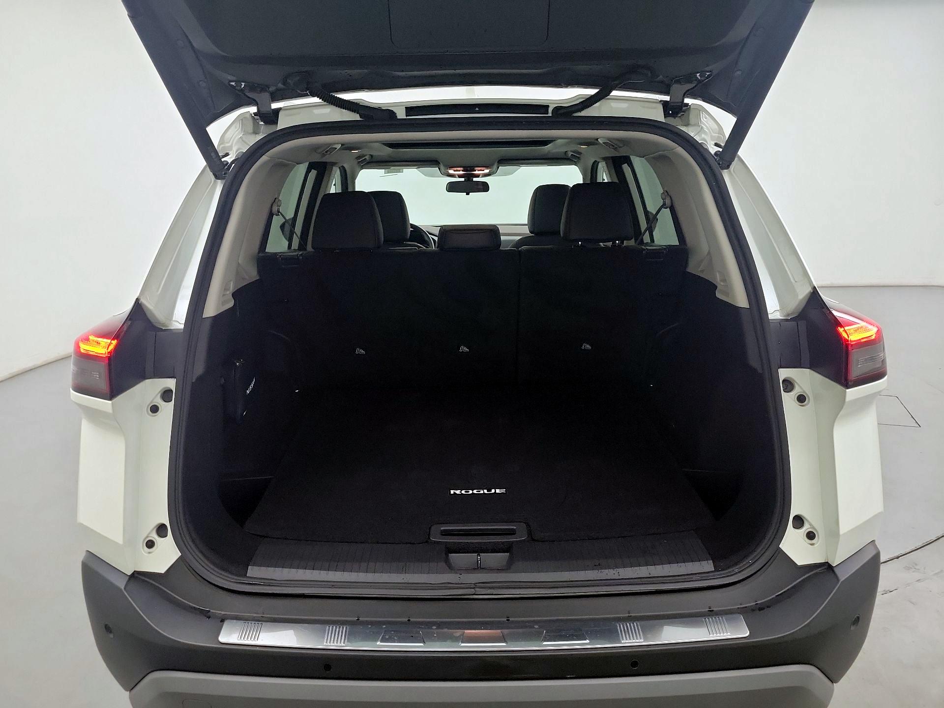 Thumbnail: 2023 Nissan Rogue - 19