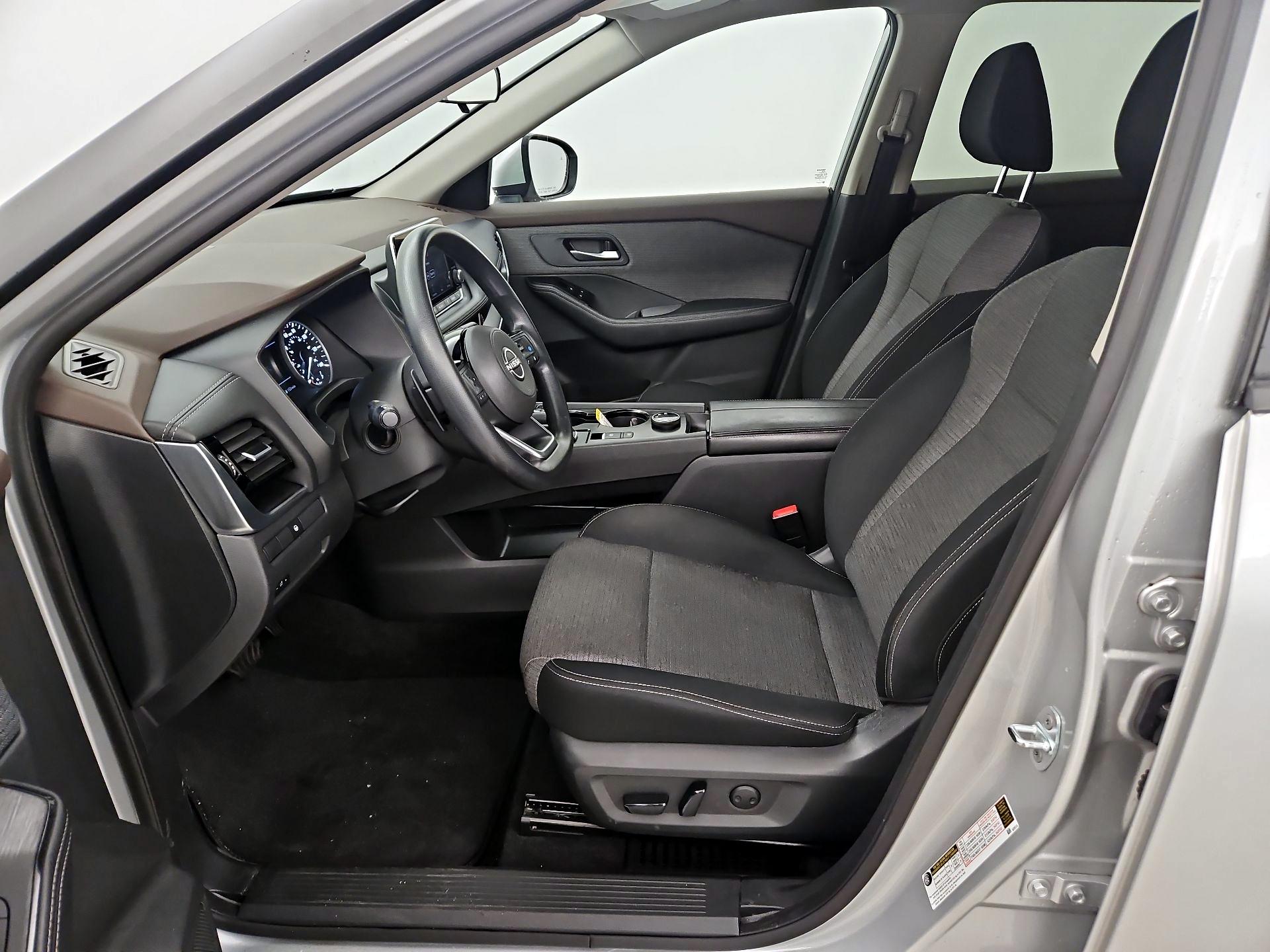 Thumbnail: 2022 Nissan Rogue - 11