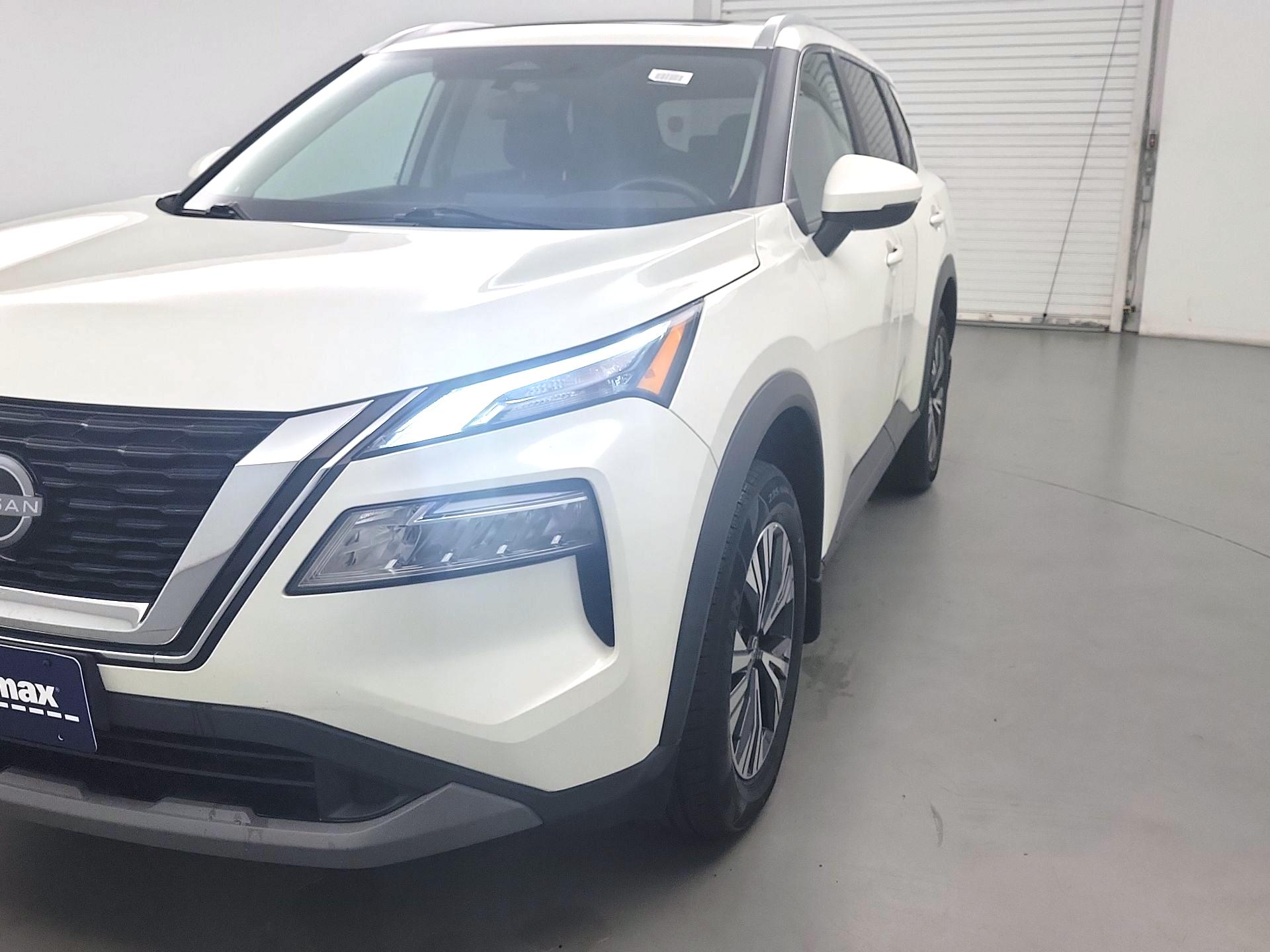 Thumbnail: 2023 Nissan Rogue - 3