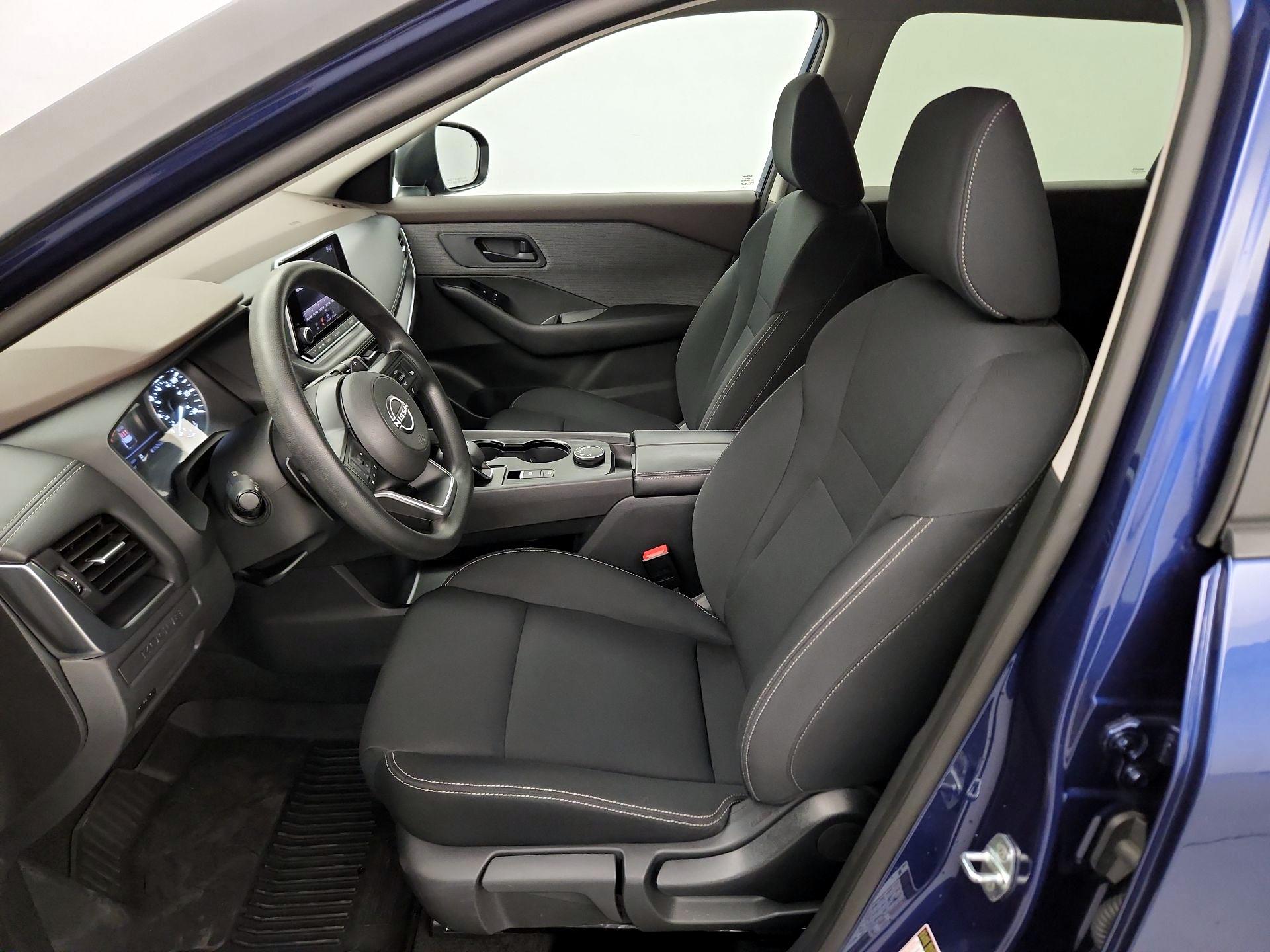 Thumbnail: 2023 Nissan Rogue - 9