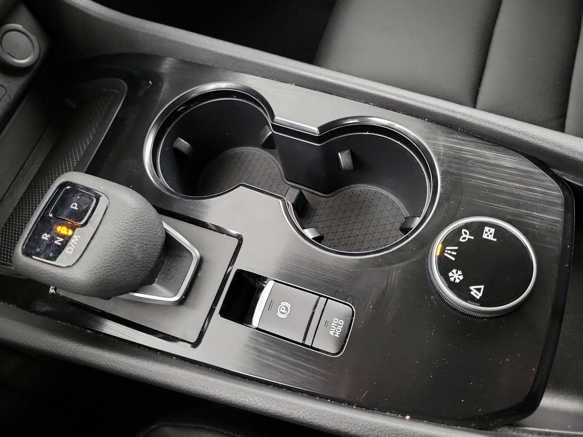 Thumbnail: 2022 Nissan Rogue - 15