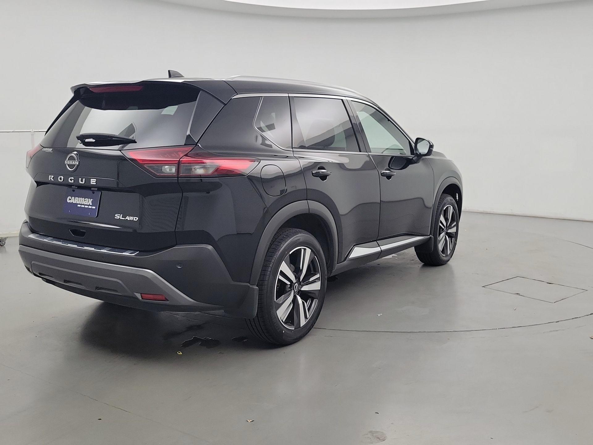 Thumbnail: 2023 Nissan Rogue - 5