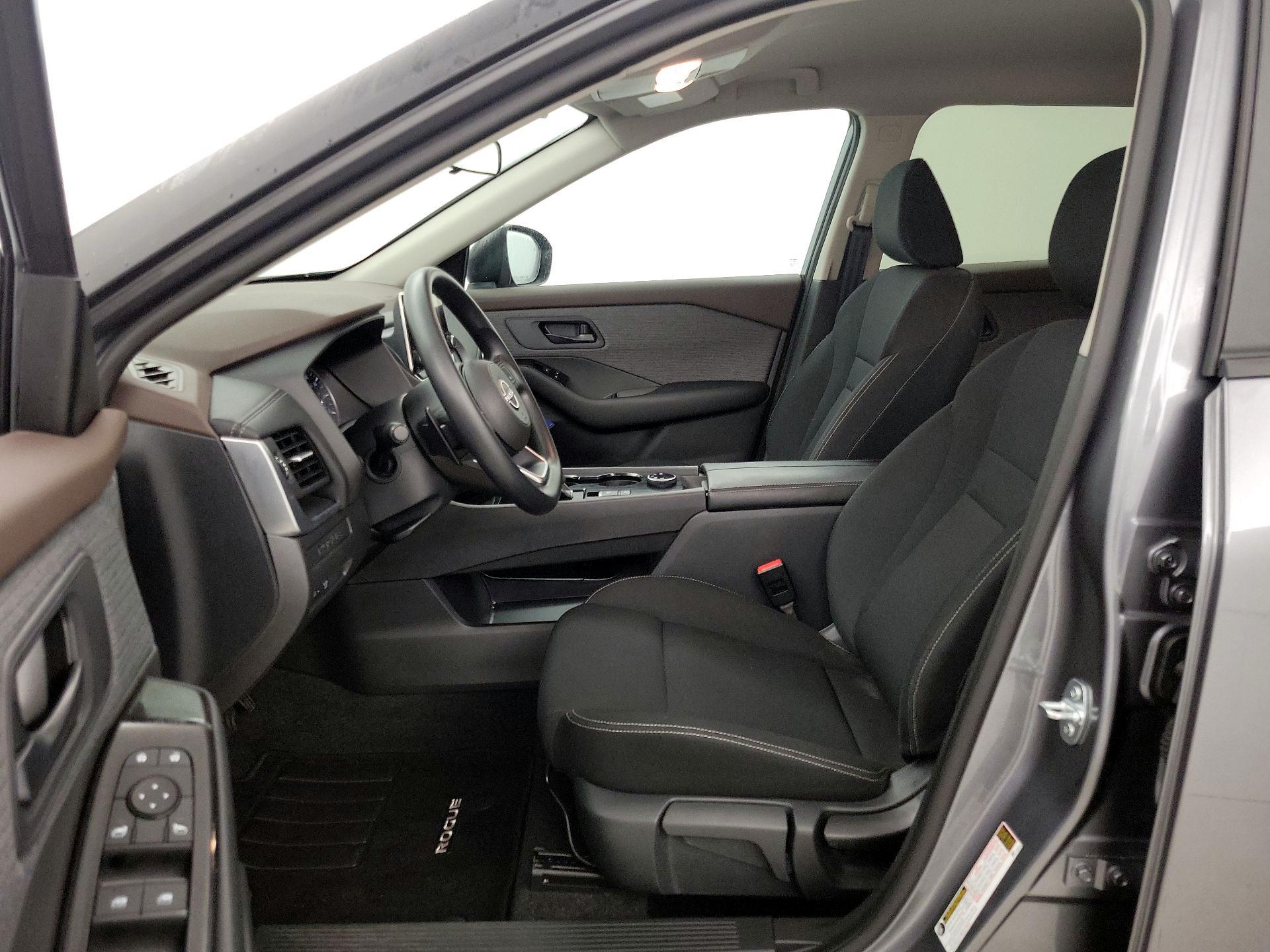 Thumbnail: 2023 Nissan Rogue - 11