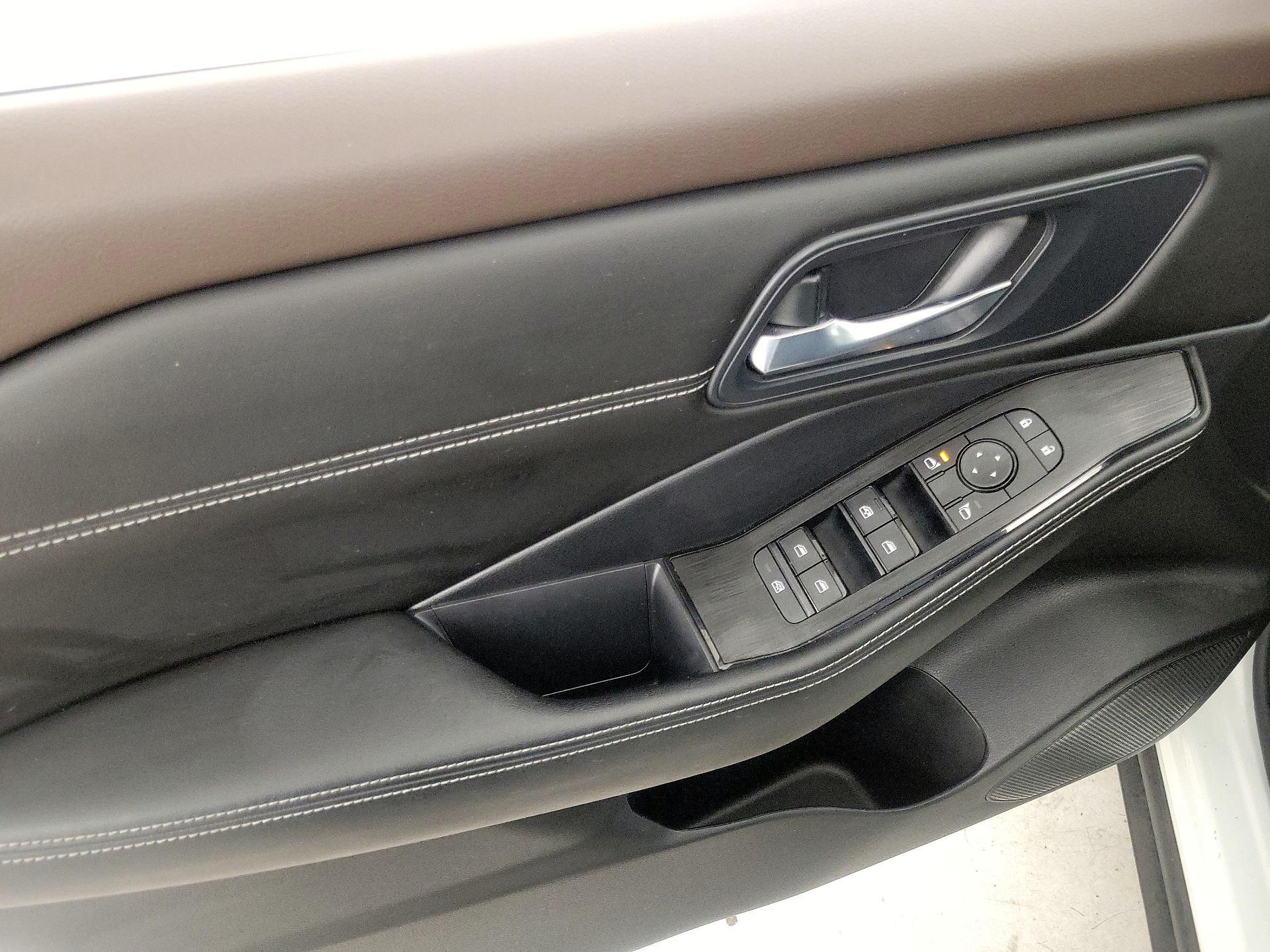 Thumbnail: 2022 Nissan Rogue - 12