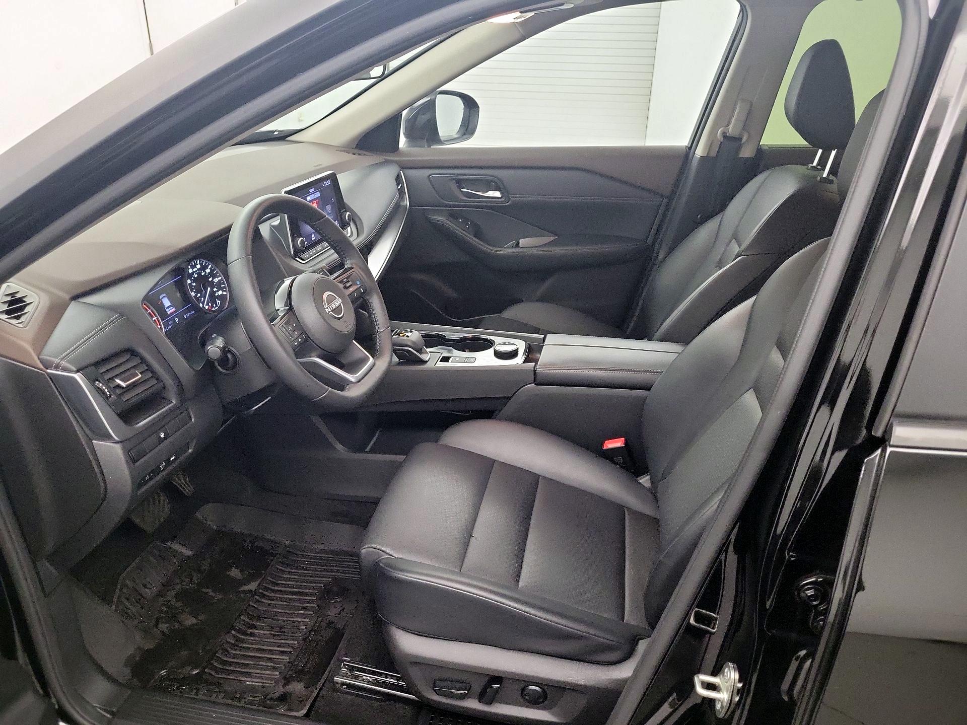 Thumbnail: 2023 Nissan Rogue - 9