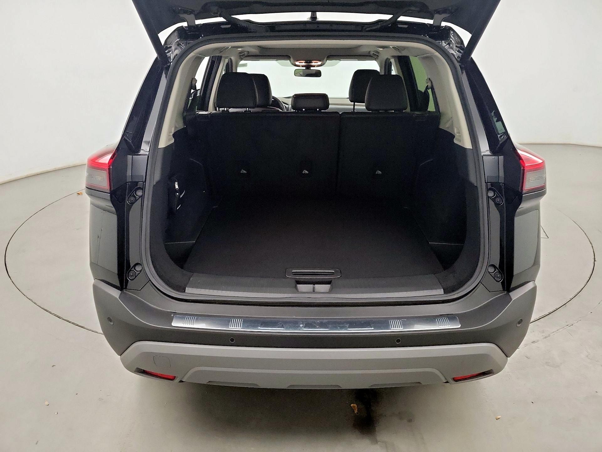 Thumbnail: 2023 Nissan Rogue - 18