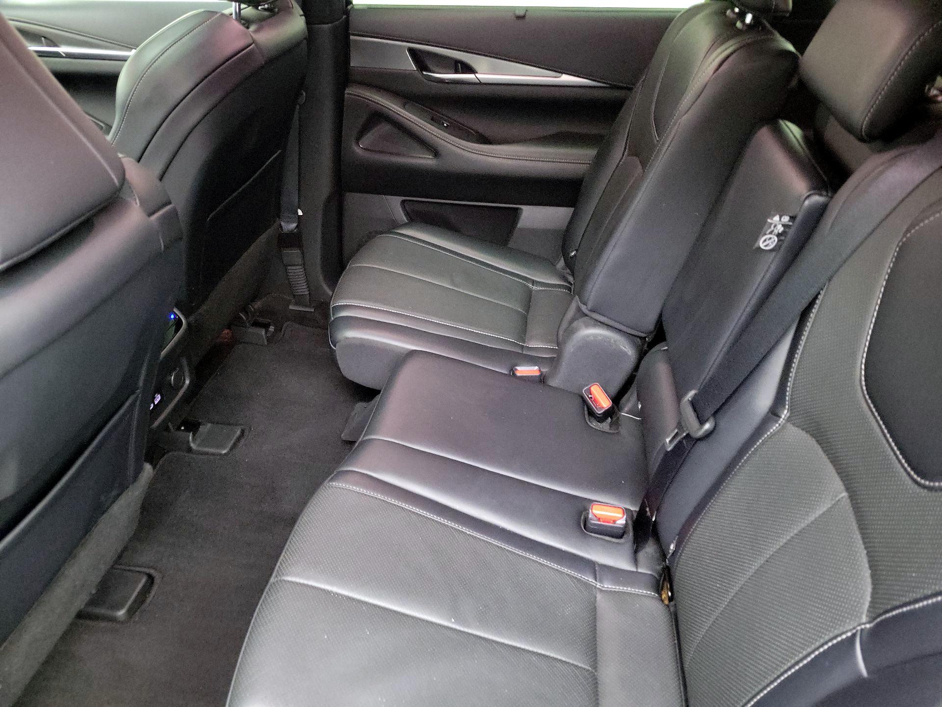 Thumbnail: 2023 INFINITI QX60 - 20