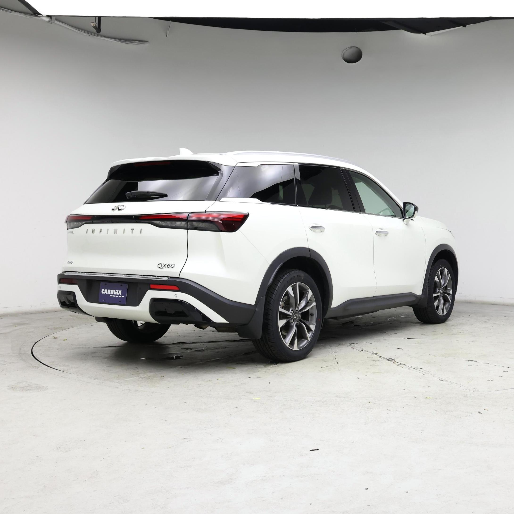 Thumbnail: 2023 INFINITI QX60 - 8