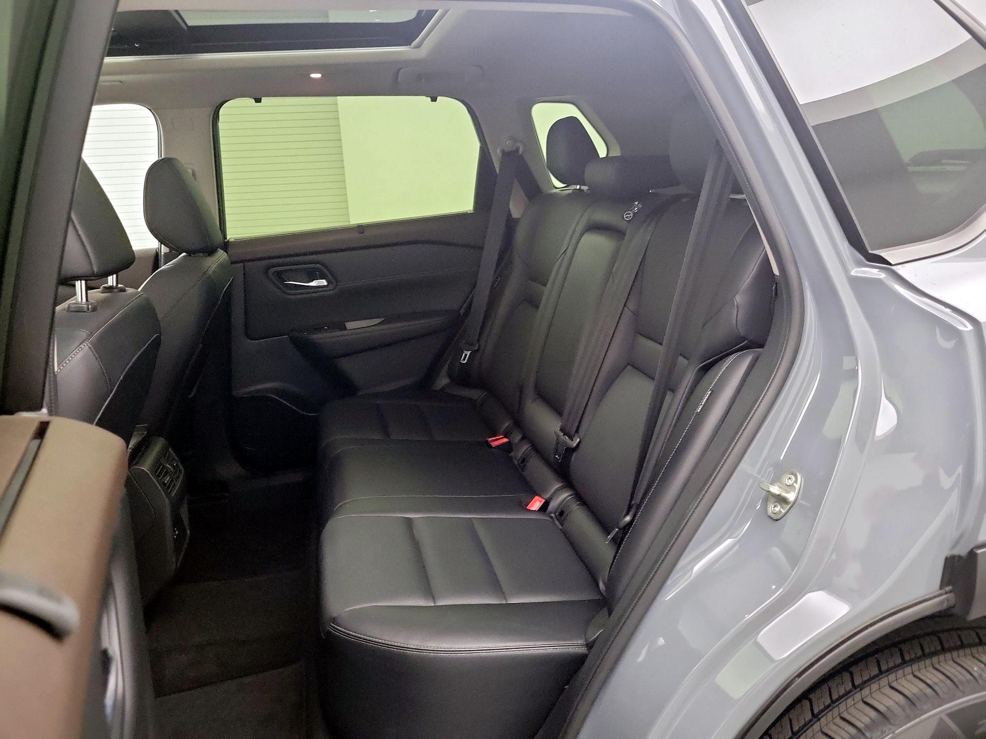 Thumbnail: 2023 Nissan Rogue - 19