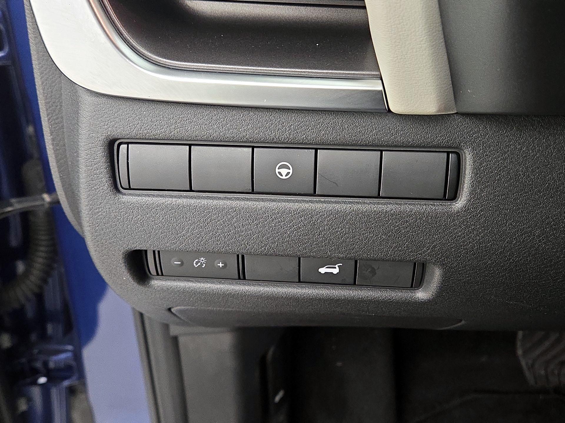 Thumbnail: 2022 Nissan Rogue - 13