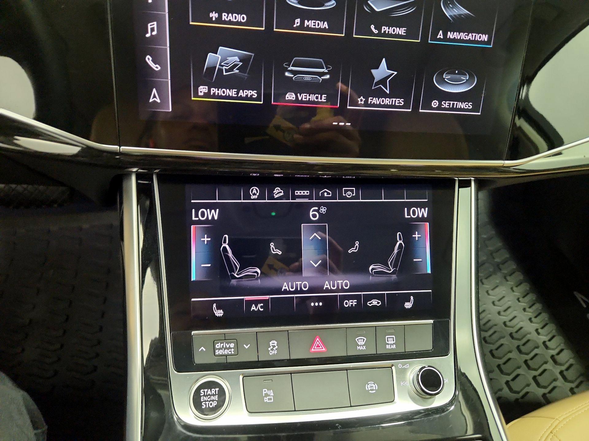 Thumbnail: 2022 Audi Q7 - 16