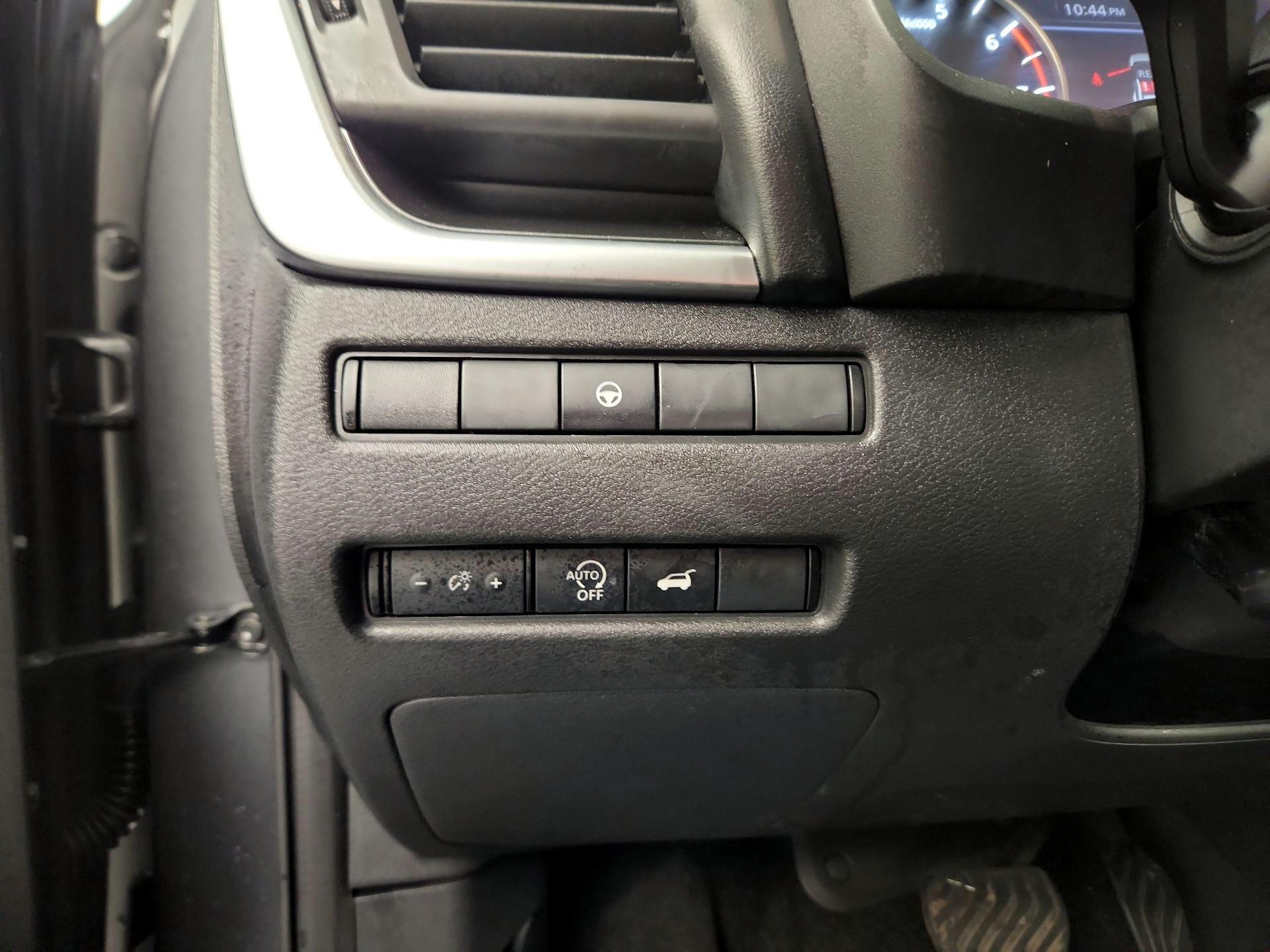 Thumbnail: 2023 Nissan Rogue - 11