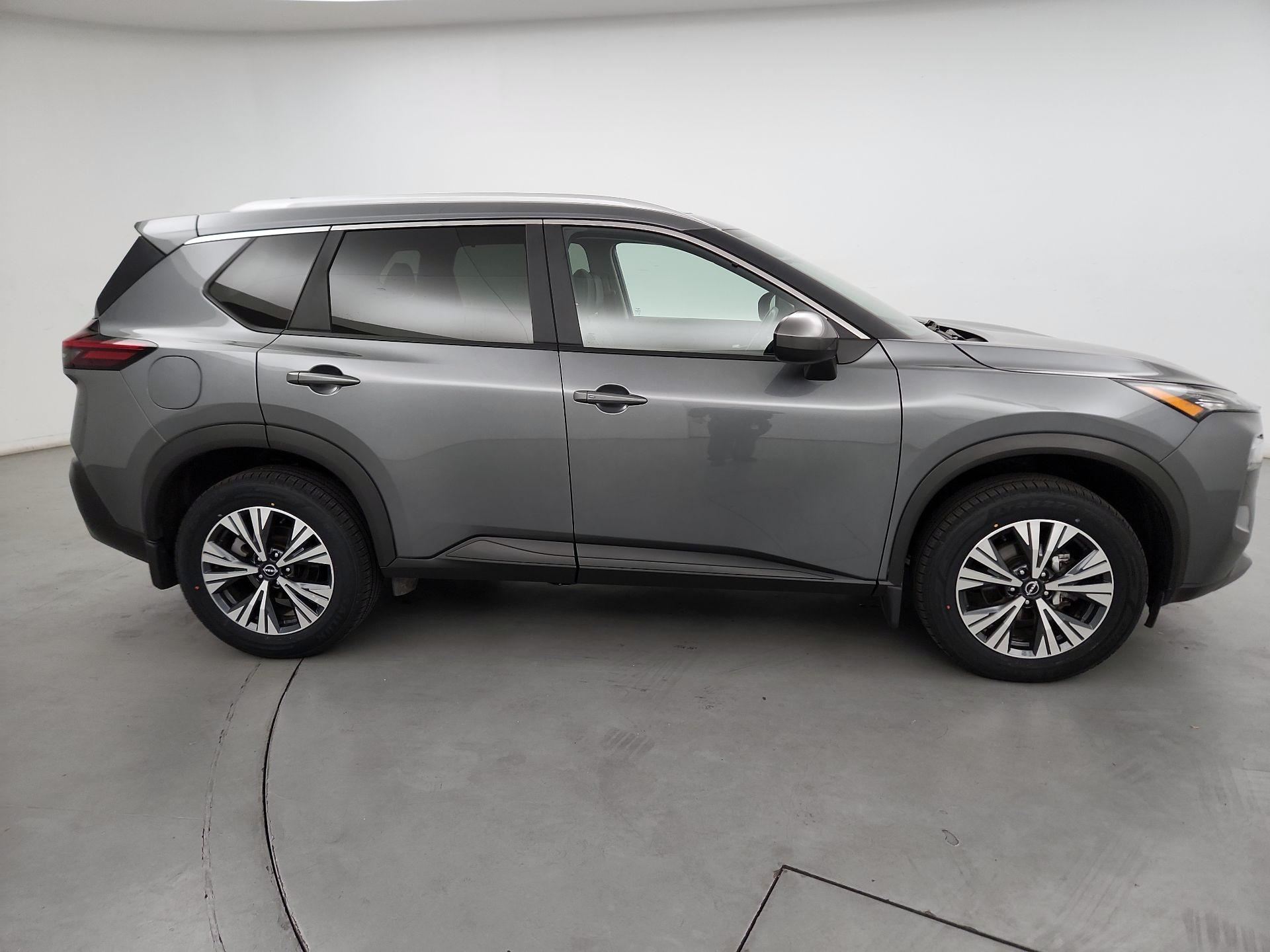 Thumbnail: 2023 Nissan Rogue - 4