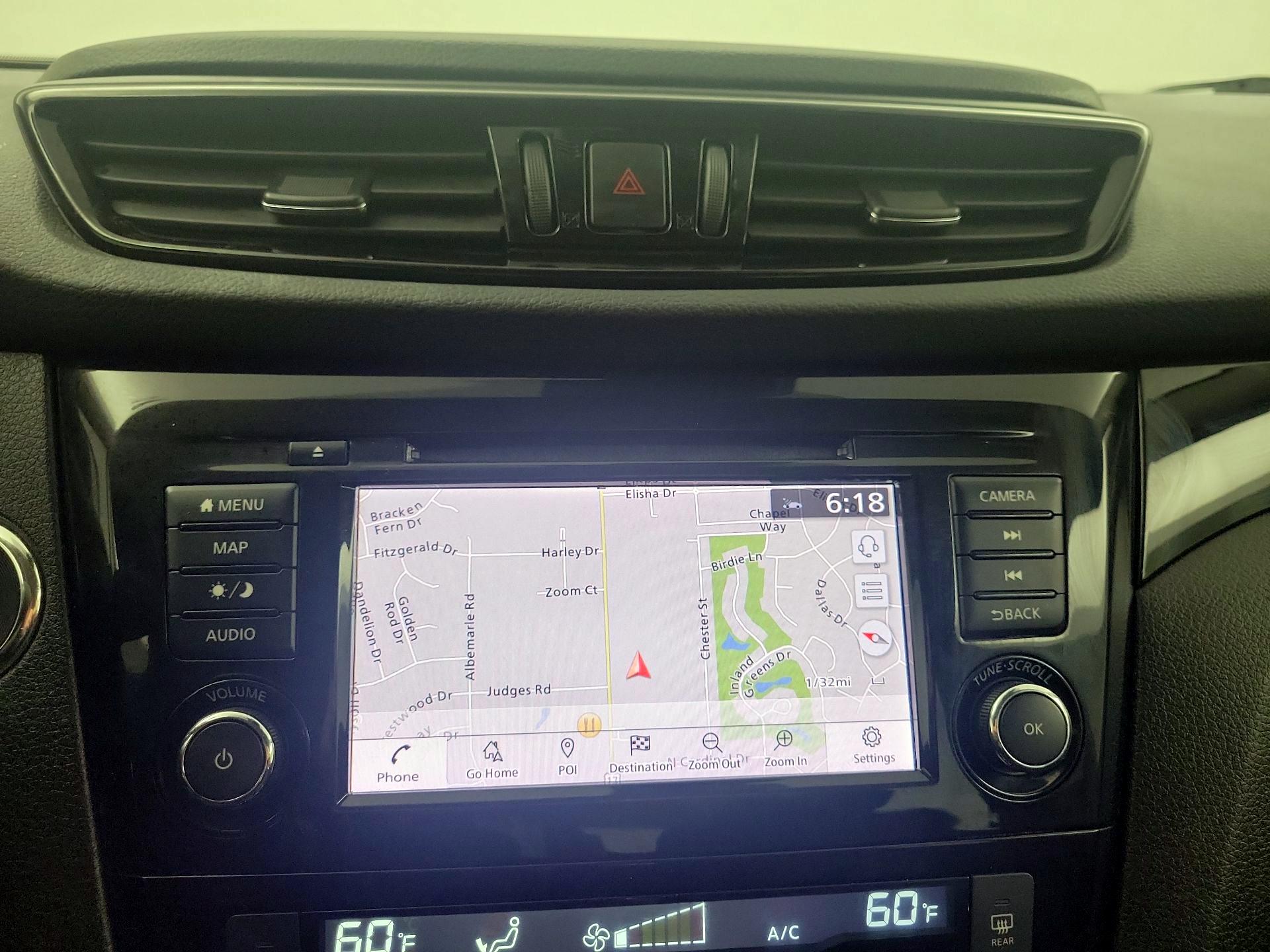 Thumbnail: 2022 Nissan Rogue Sport - 12