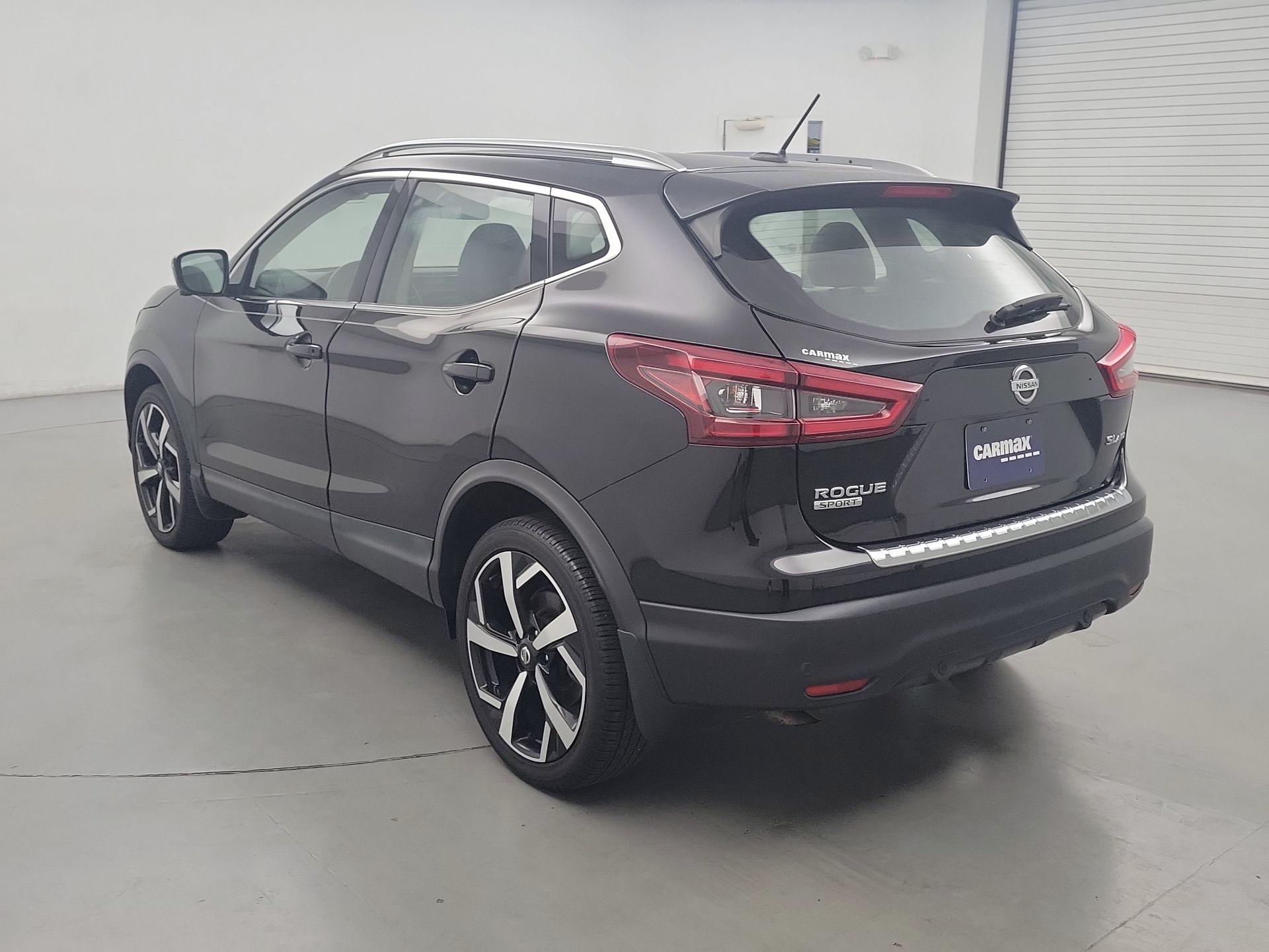 Thumbnail: 2022 Nissan Rogue Sport - 7