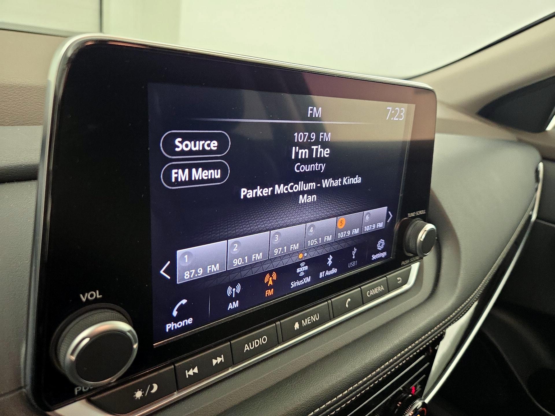 Thumbnail: 2022 Nissan Rogue - 15