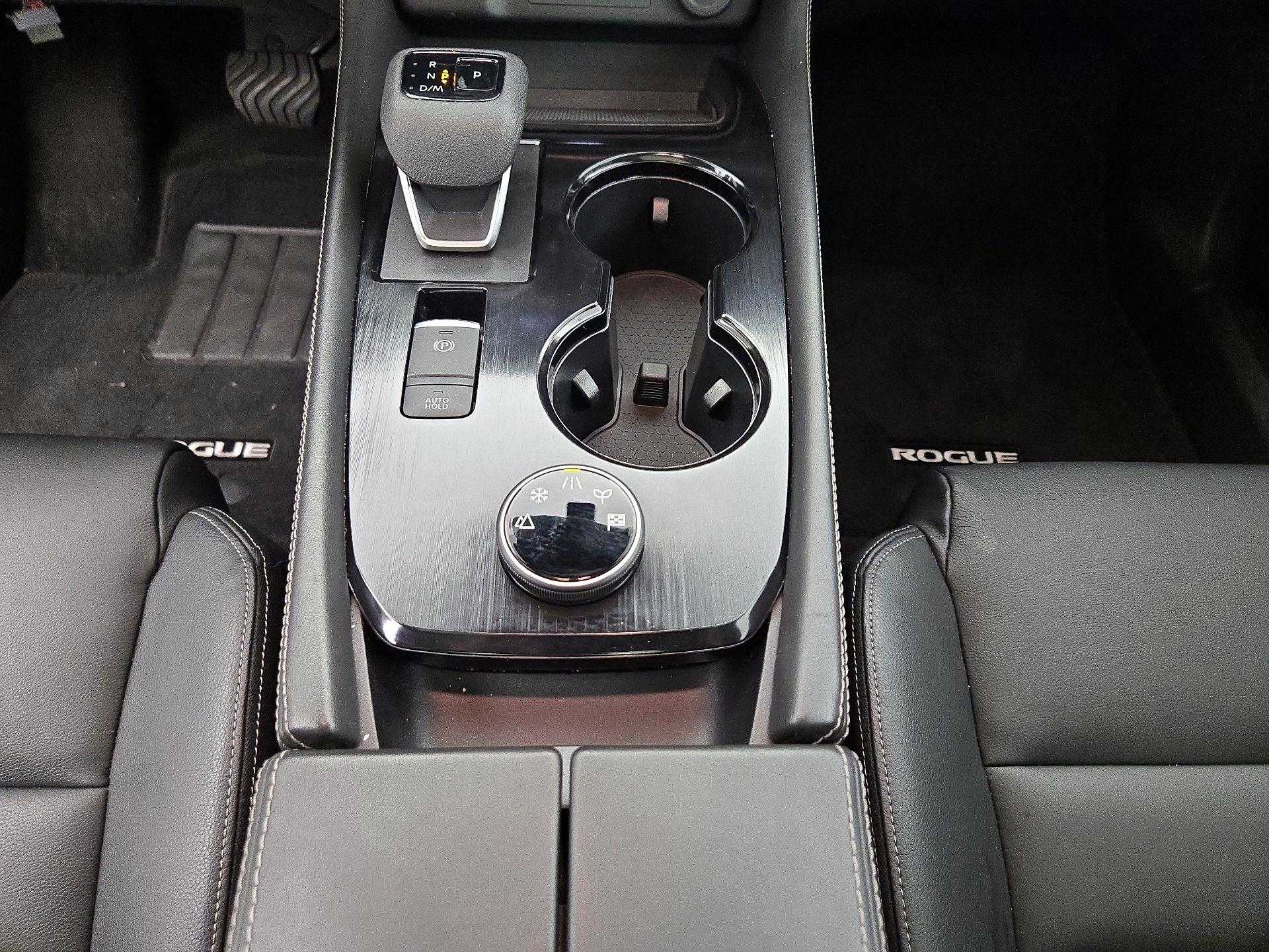 Thumbnail: 2022 Nissan Rogue - 17