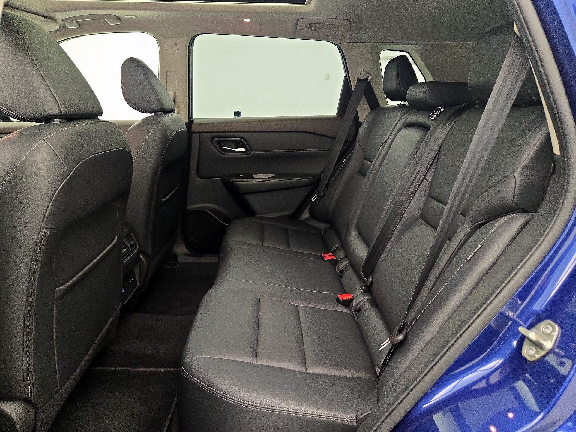 Thumbnail: 2022 Nissan Rogue - 20