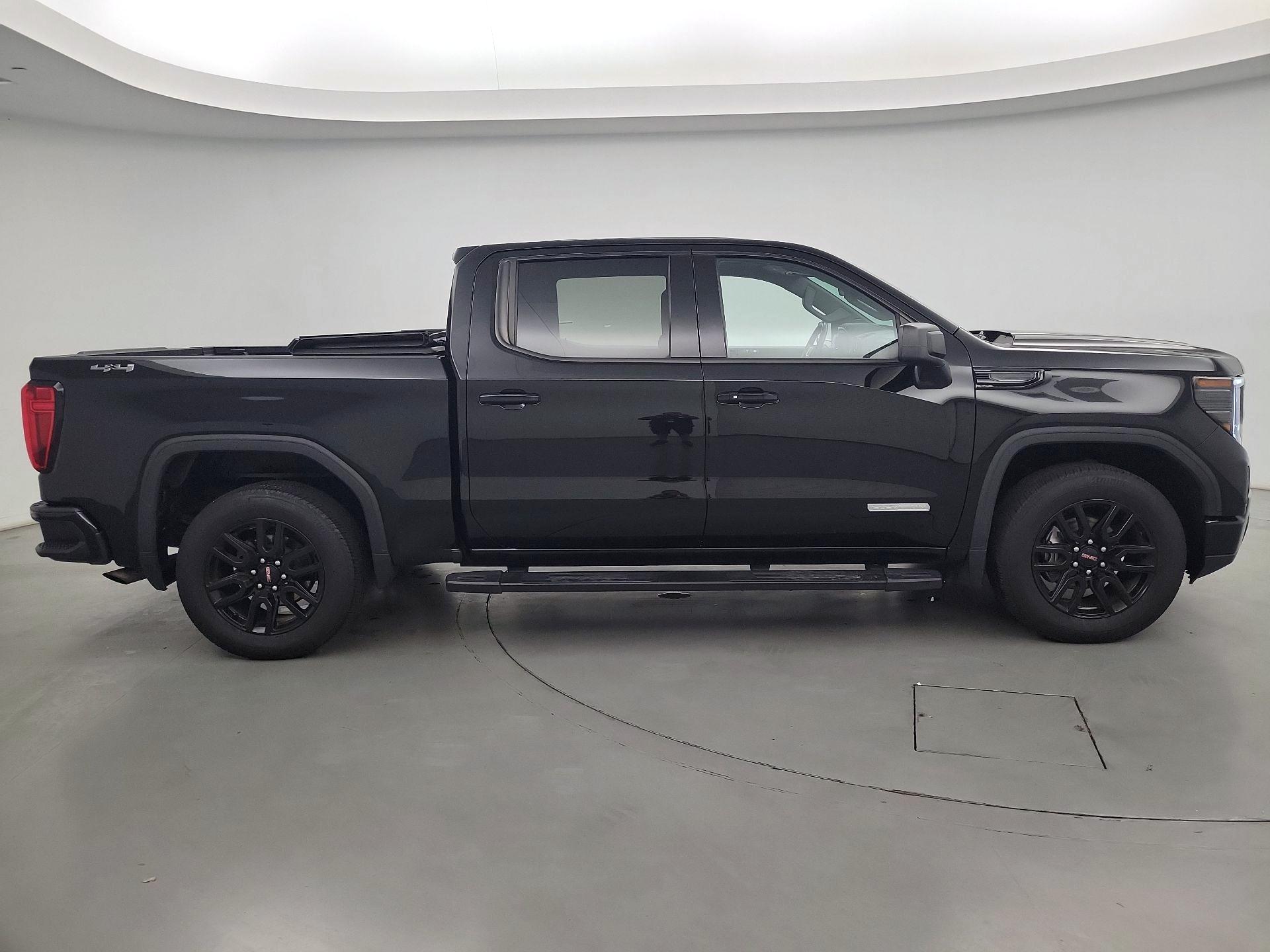 Thumbnail: 2022 GMC Sierra 1500 - 4