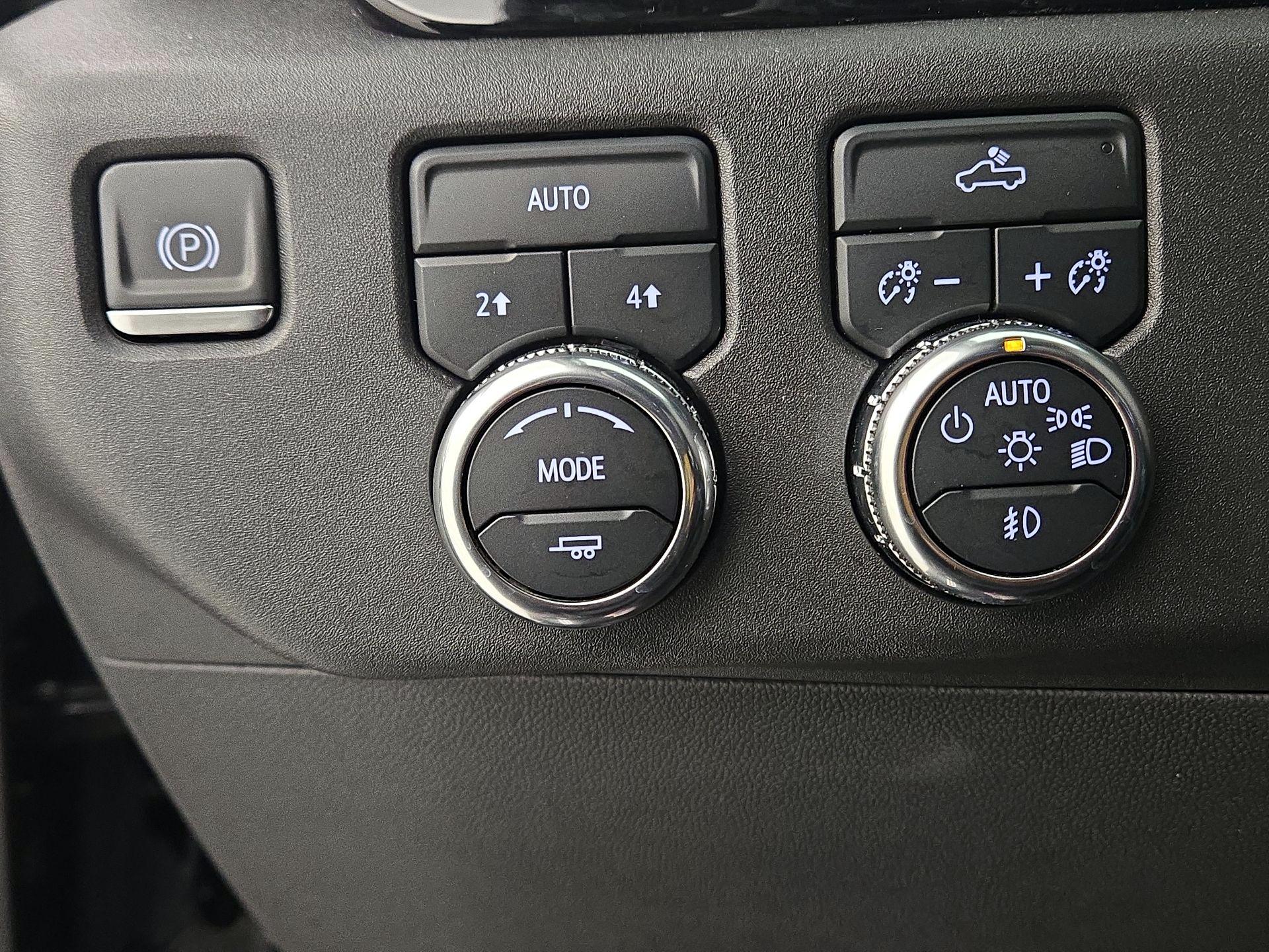 Thumbnail: 2024 GMC Sierra 1500 - 13