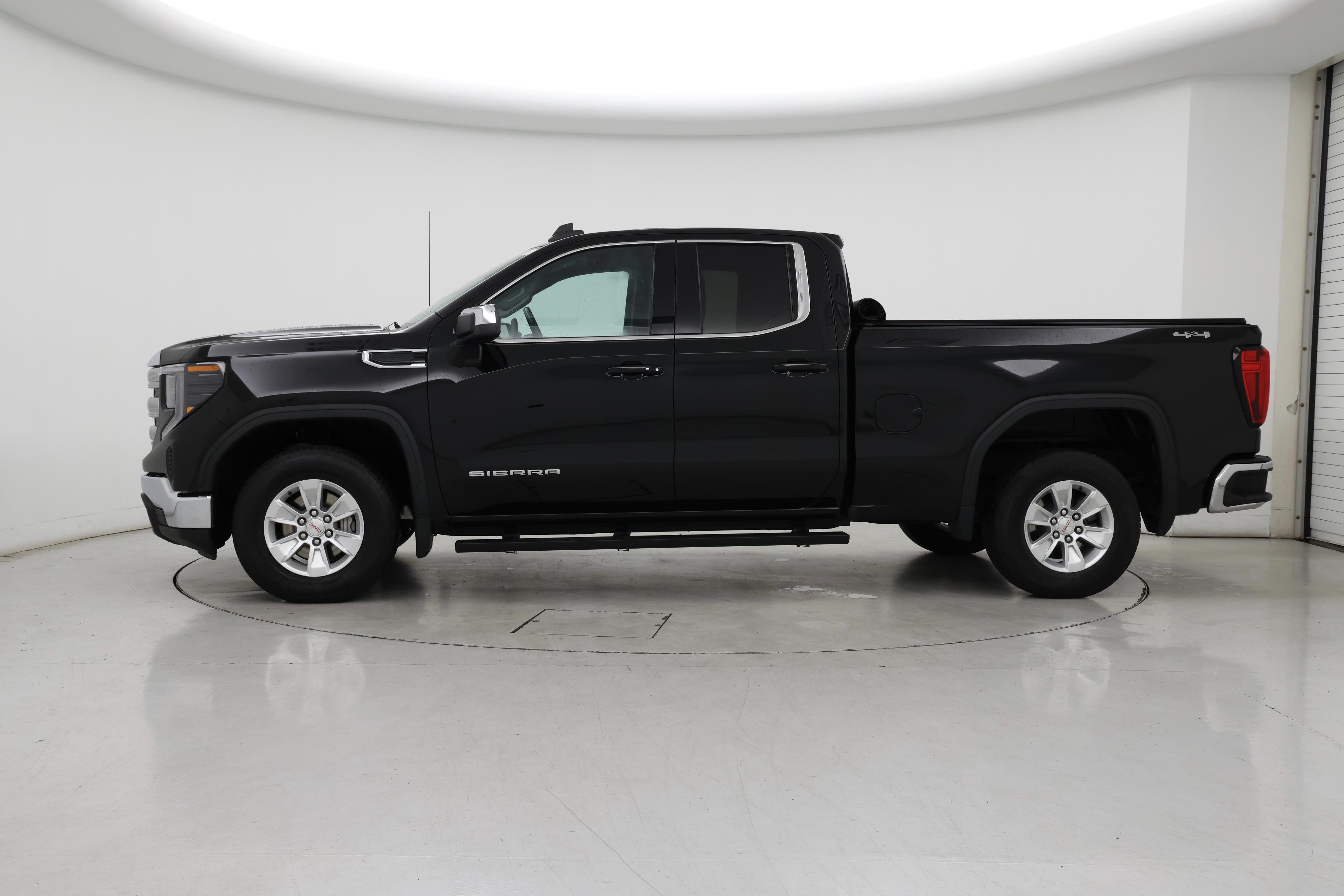 Thumbnail: 2023 GMC Sierra 1500 - 3