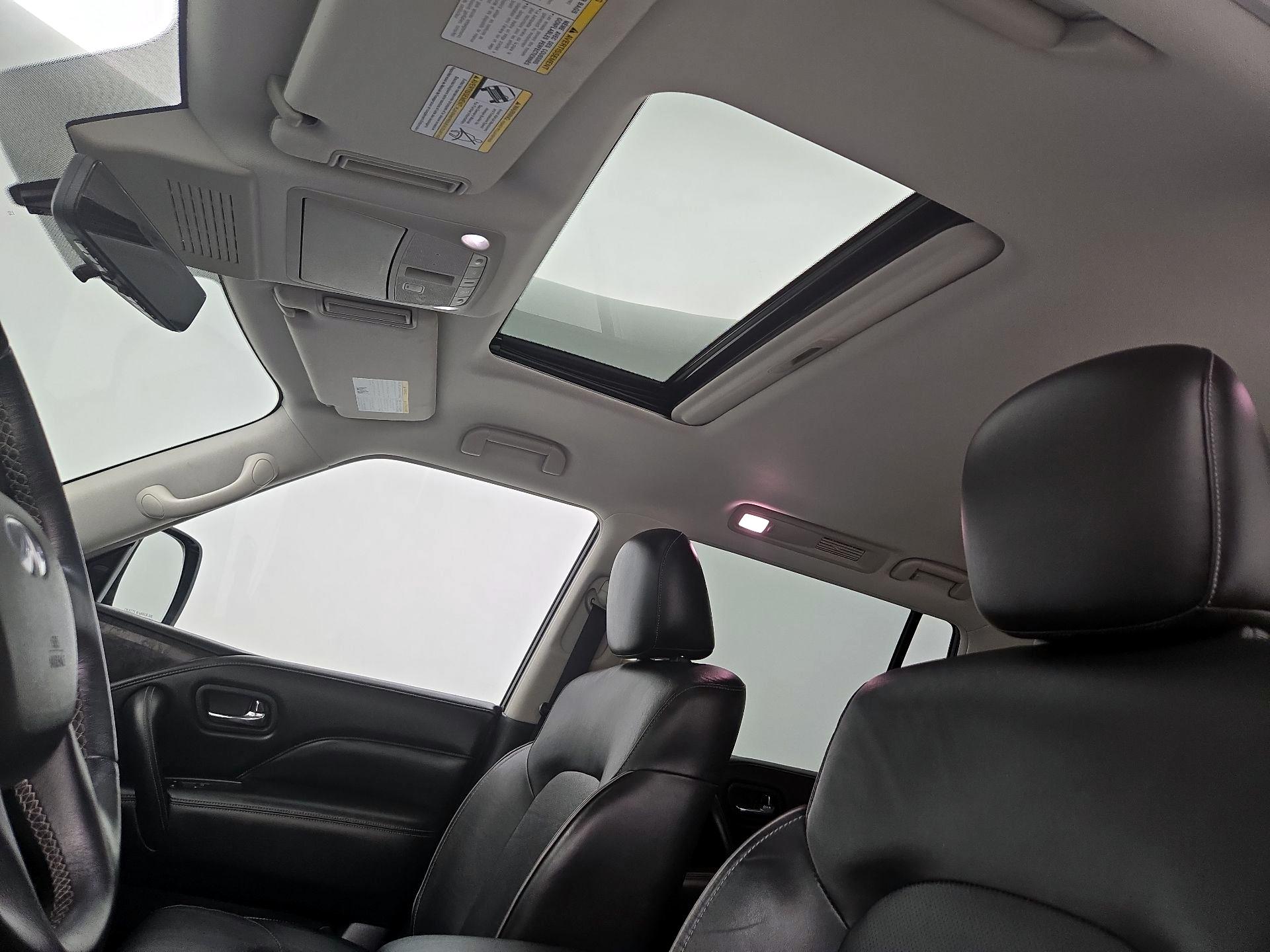 Thumbnail: 2022 INFINITI QX80 - 20