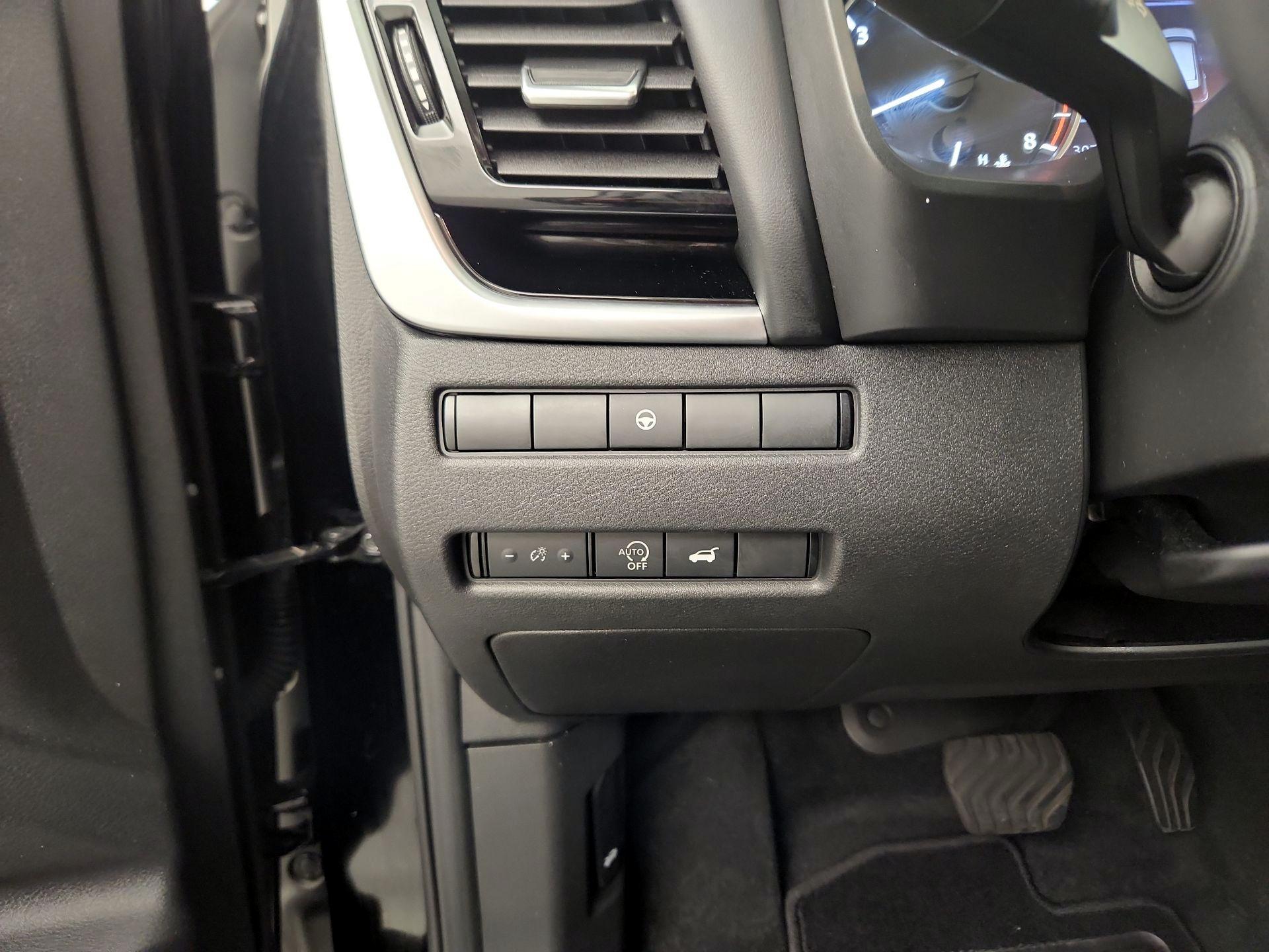 Thumbnail: 2023 Nissan Rogue - 11