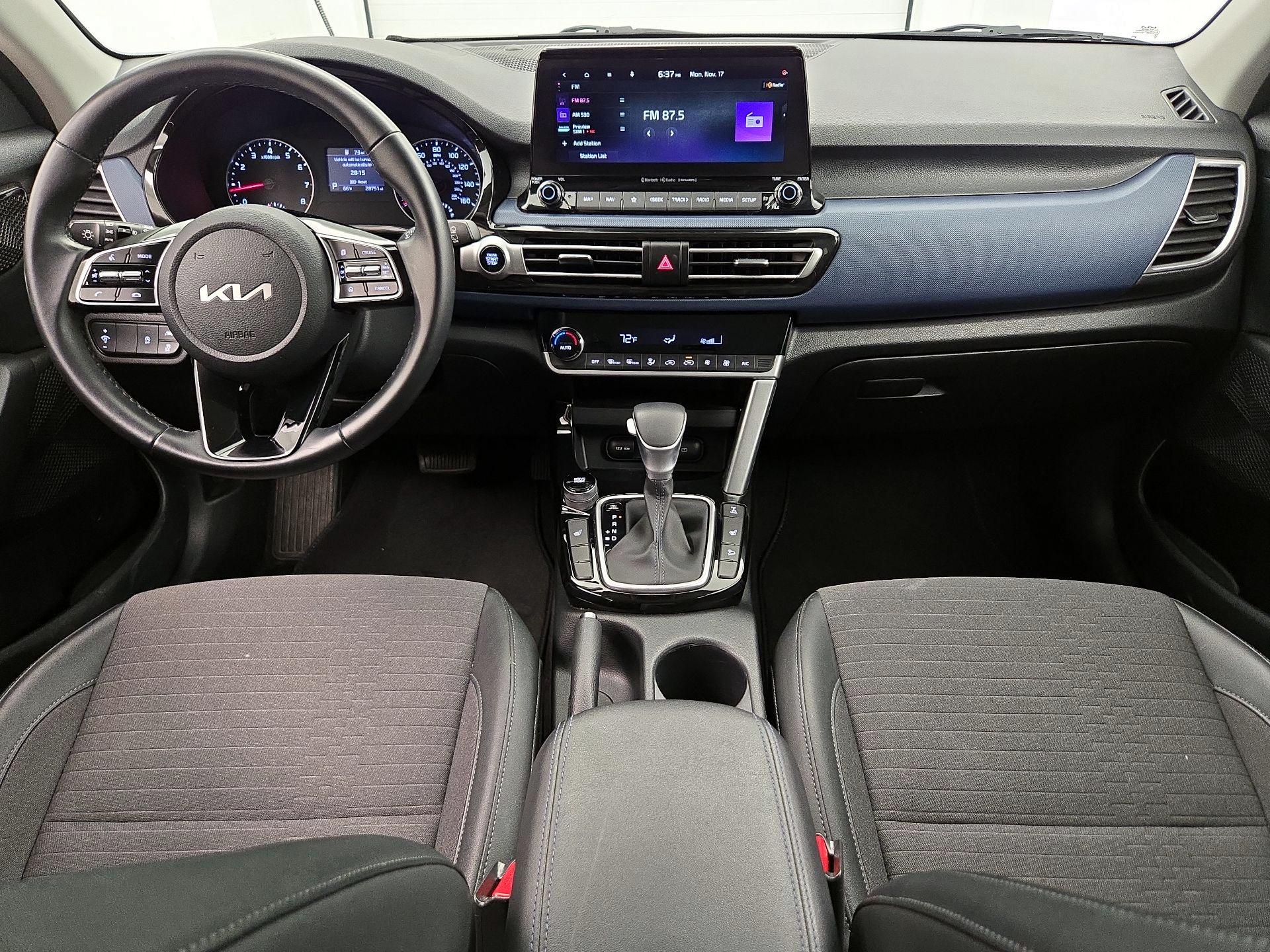 Thumbnail: 2023 Kia Seltos - 9