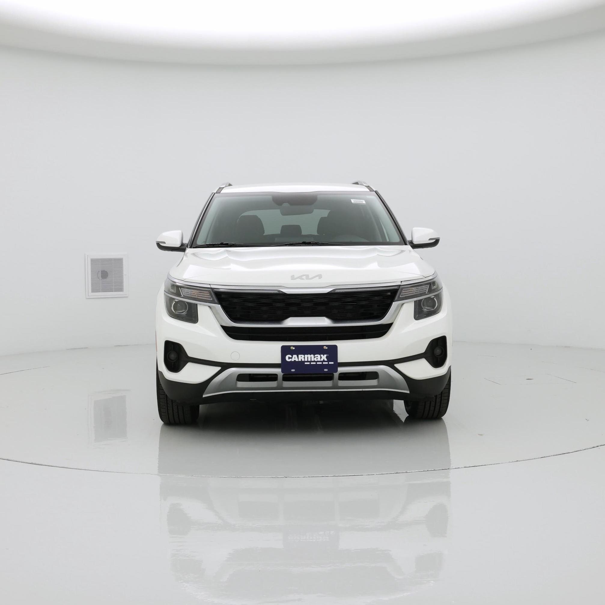 Thumbnail: 2023 Kia Seltos - 5