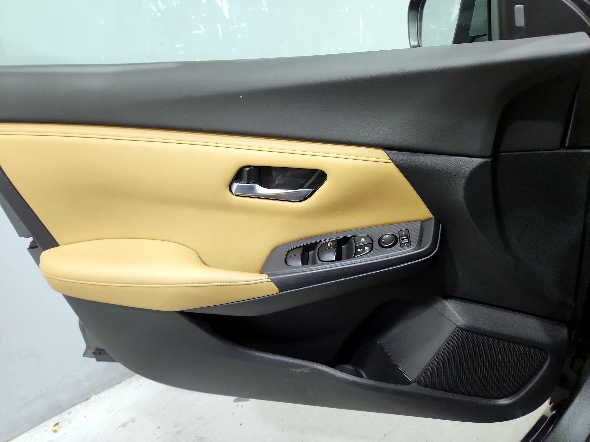 Thumbnail: 2021 Nissan Sentra - 12