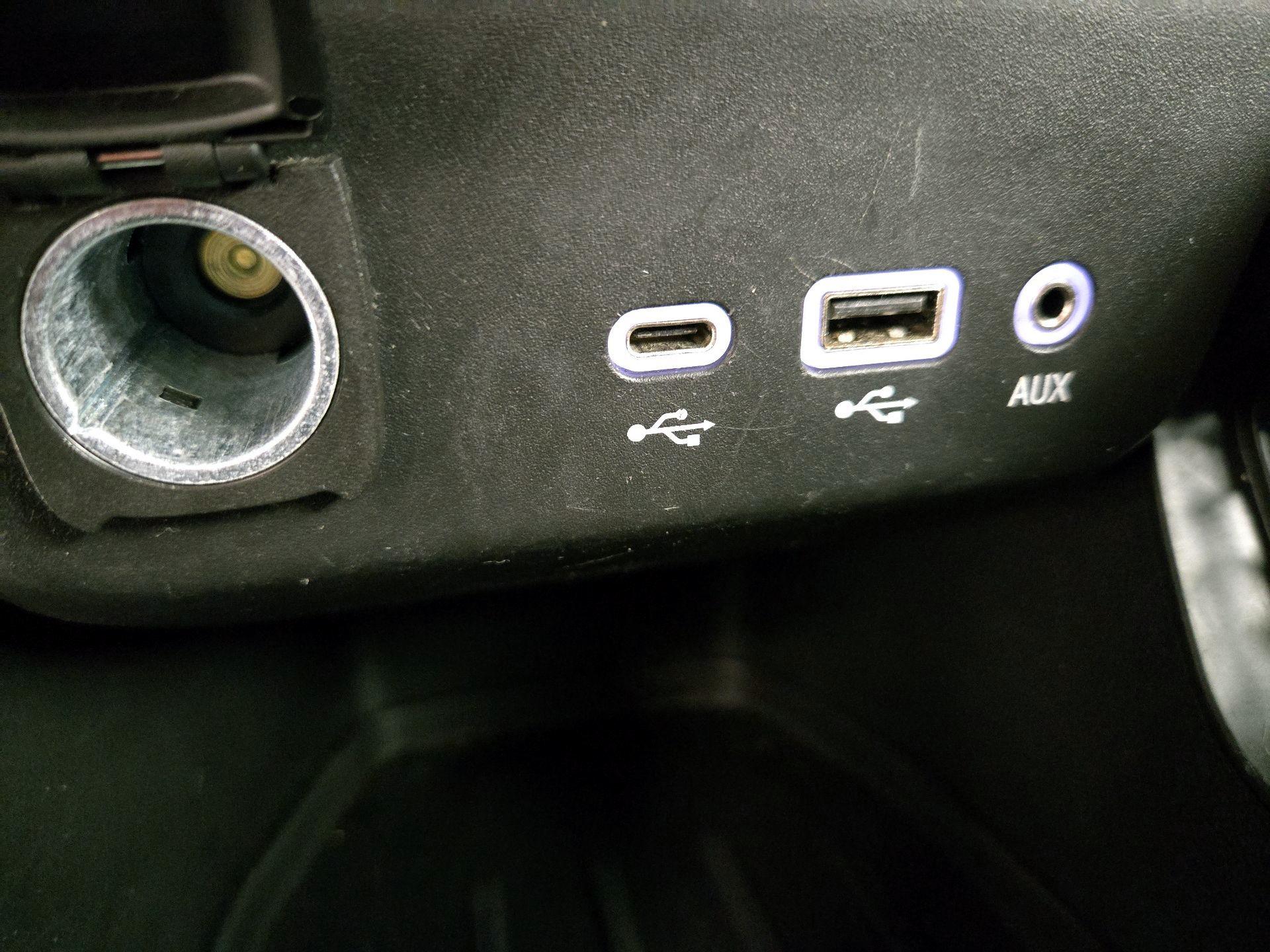 Thumbnail: 2023 Chevrolet TrailBlazer - 18