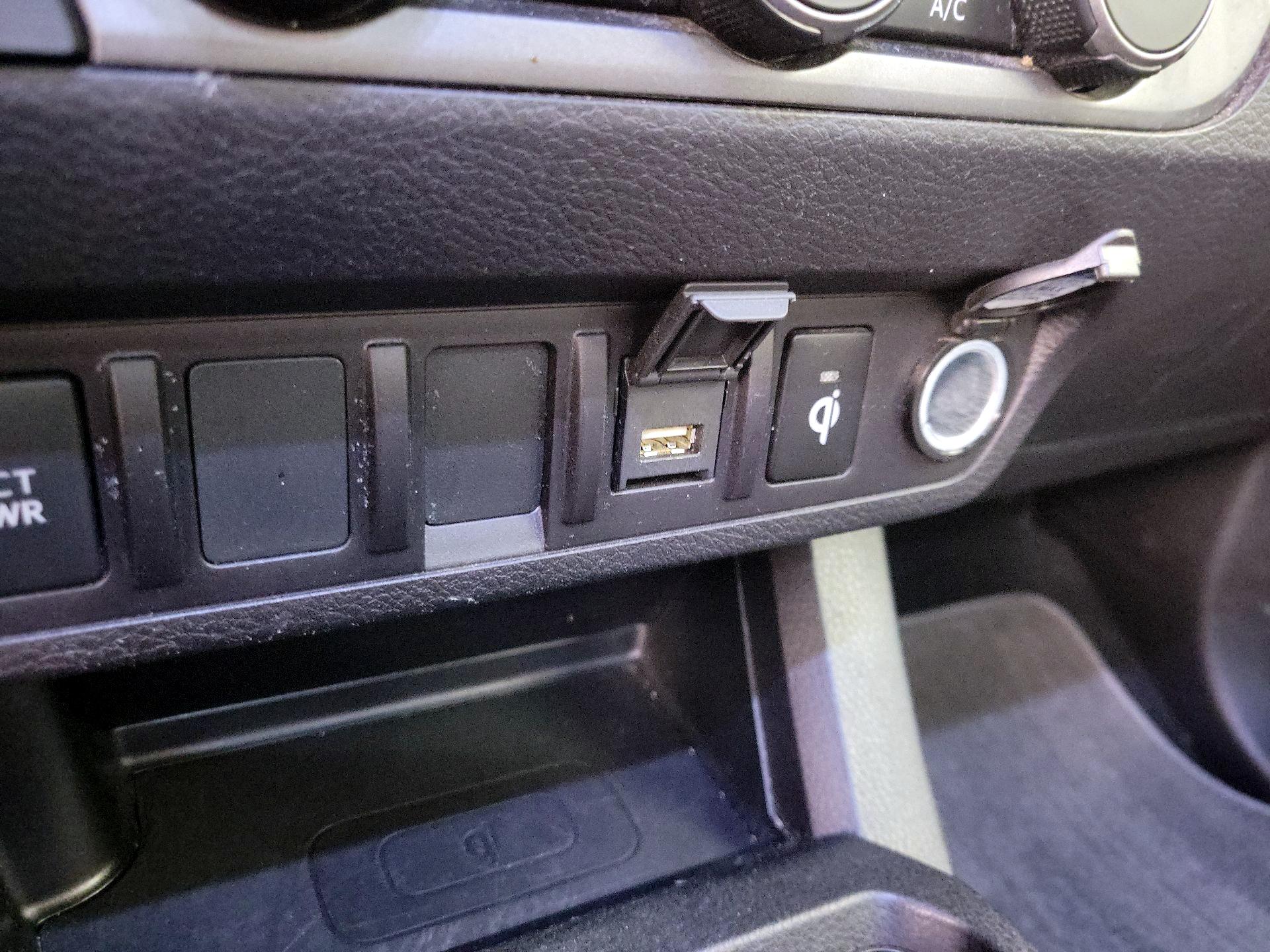 Thumbnail: 2023 Toyota Tacoma - 18